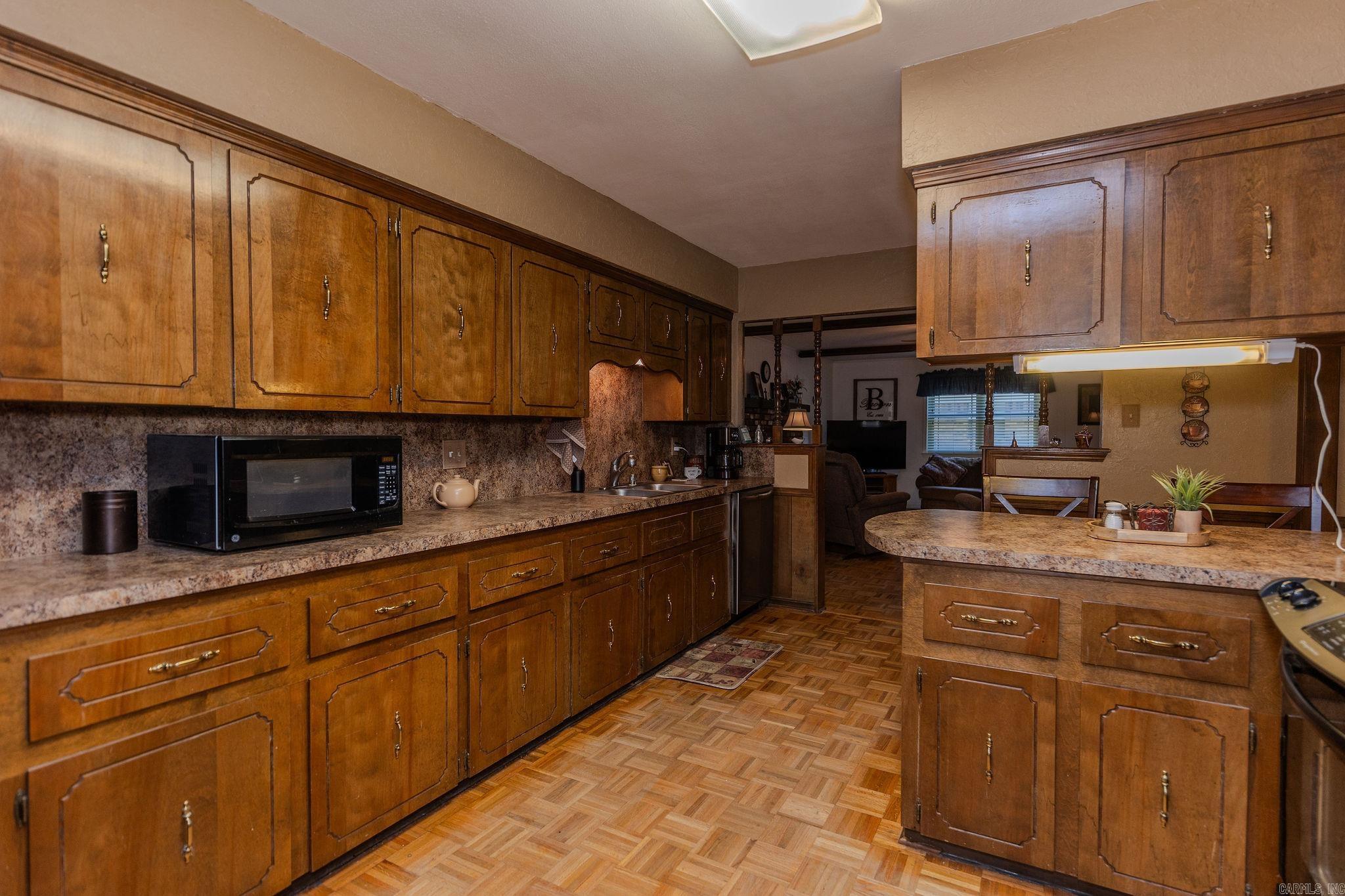 OTTER CREEK COMMUNITY - Residential