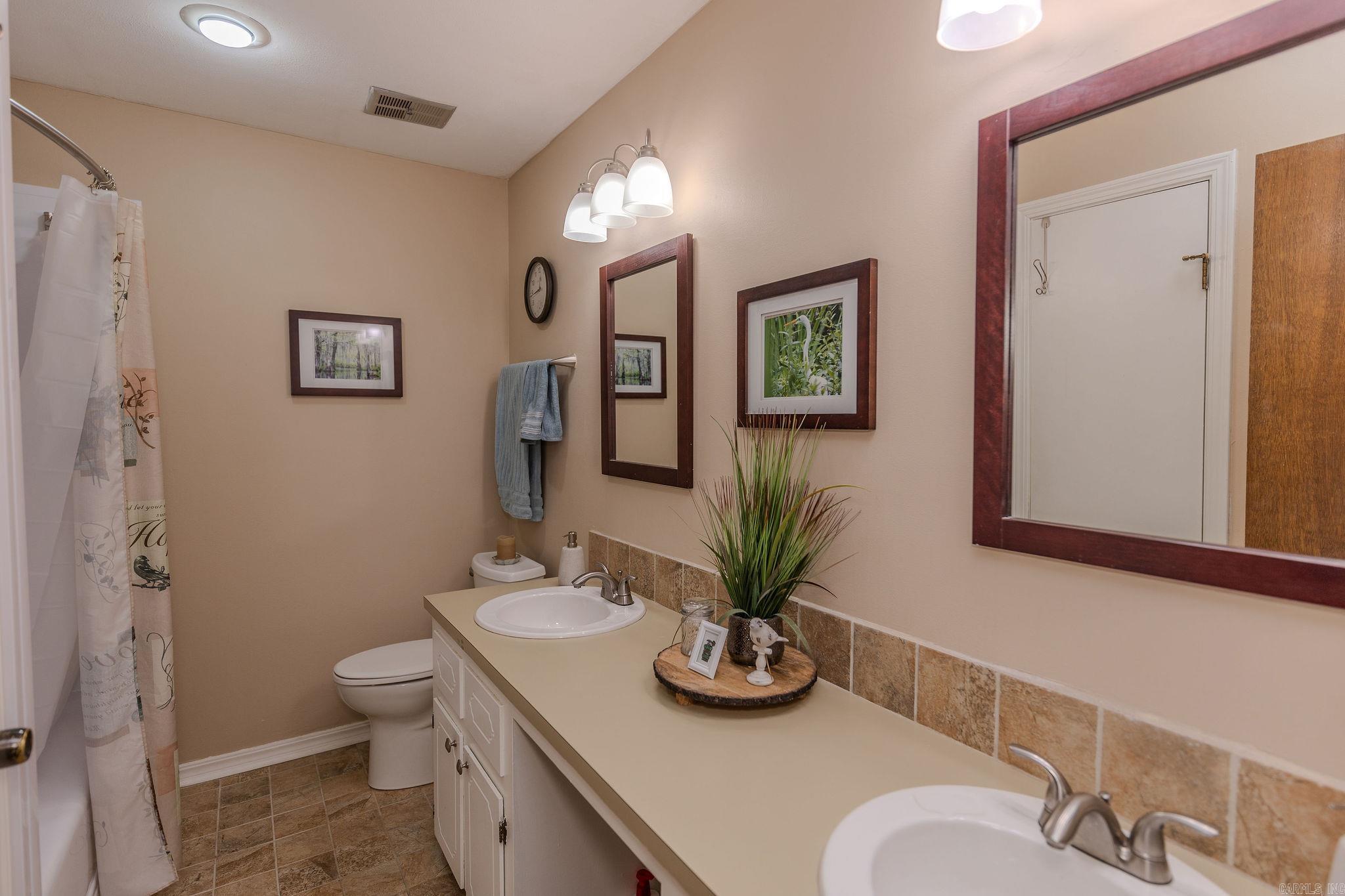 OTTER CREEK COMMUNITY - Residential