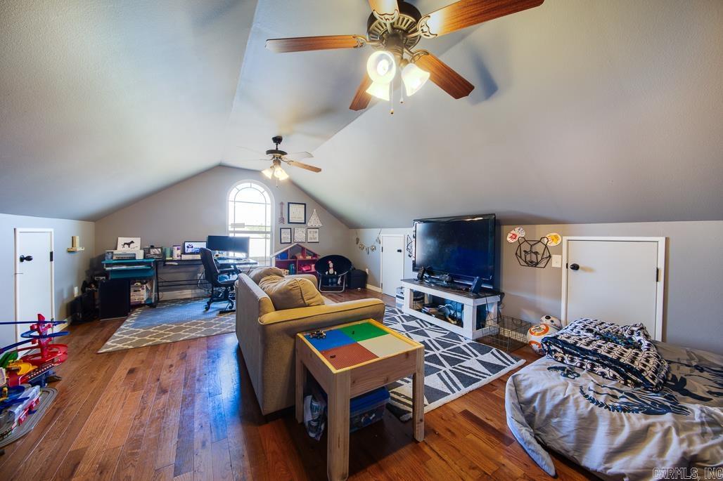 Magness Creek - Residential