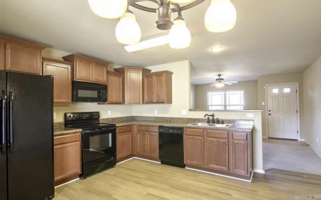 Woodside Place - Residential Lease