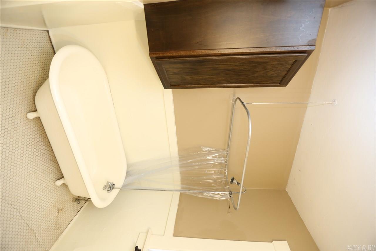 Hillcrest #1 - Residential Lease