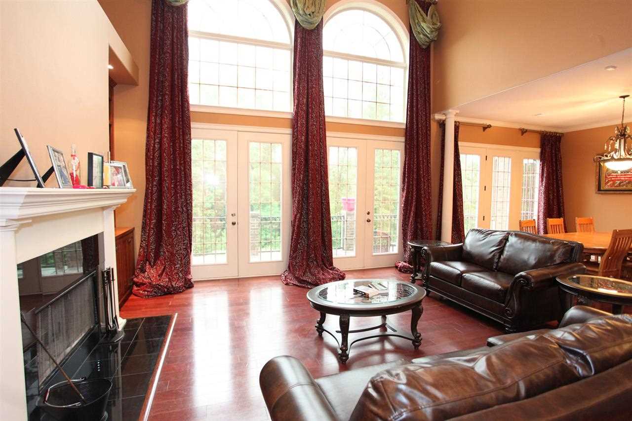 ESTATES OF RIVER VIEW - Residential