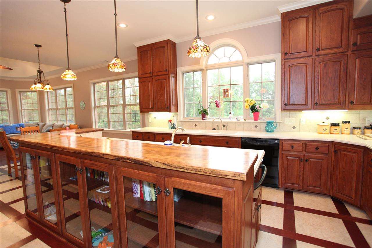 ESTATES OF RIVER VIEW - Residential