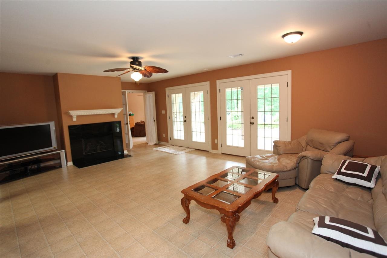 ESTATES OF RIVER VIEW - Residential