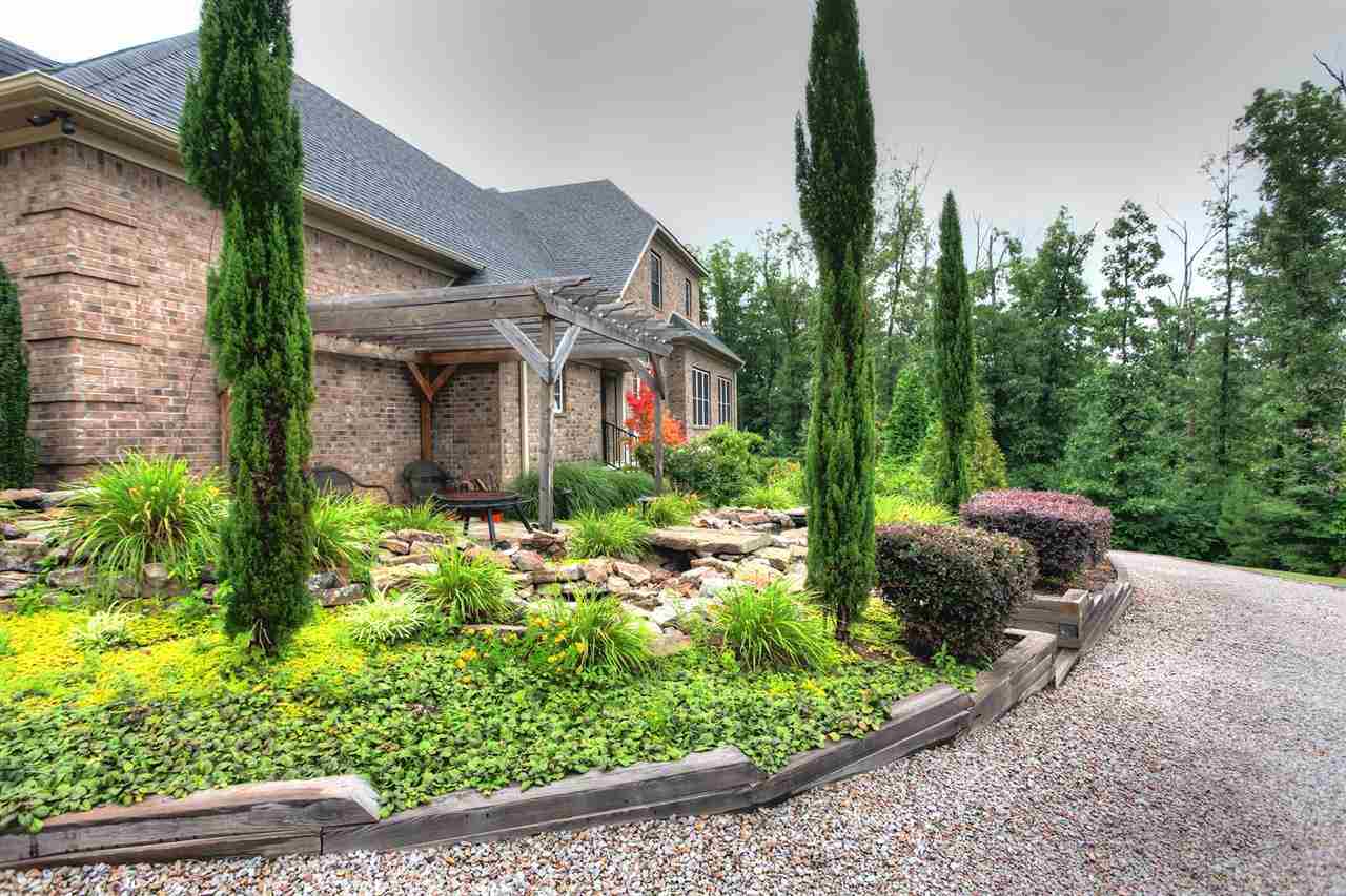 ESTATES OF RIVER VIEW - Residential