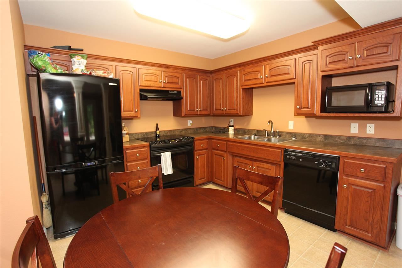 ESTATES OF RIVER VIEW - Residential