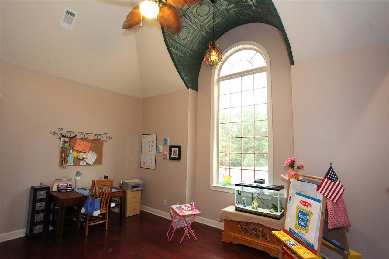 ESTATES OF RIVER VIEW - Residential