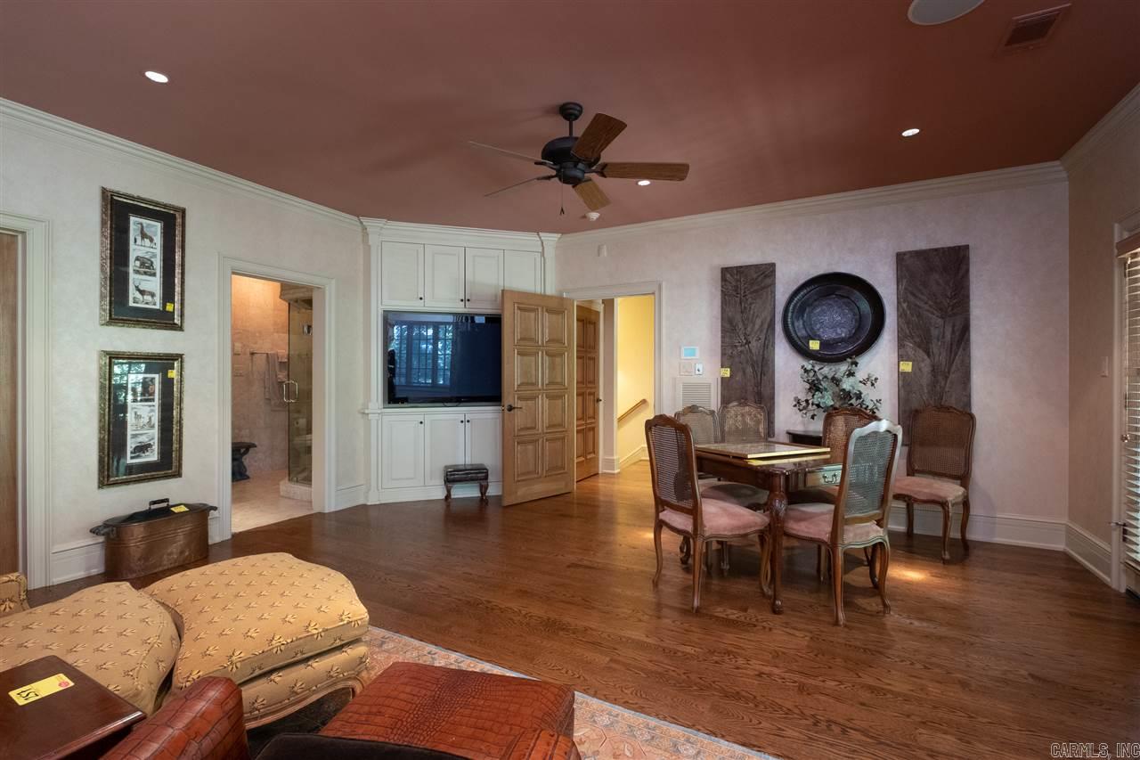 HICKORY HILLS - Residential