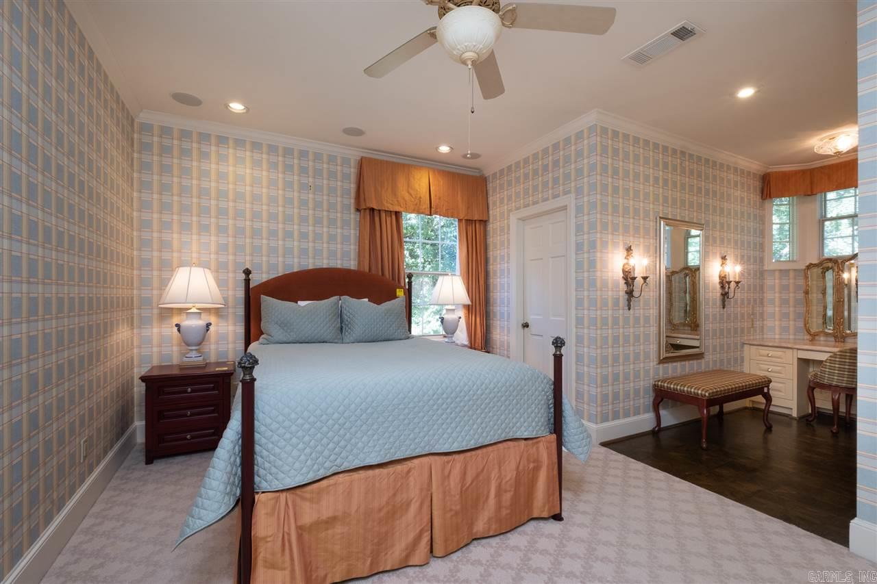 HICKORY HILLS - Residential