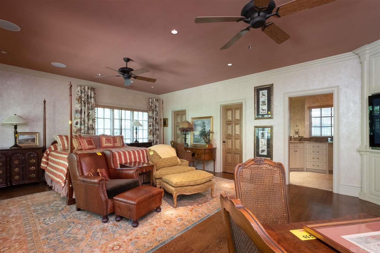 HICKORY HILLS - Residential