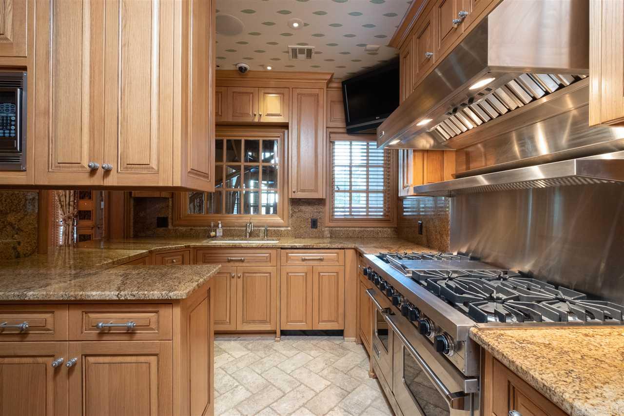 HICKORY HILLS - Residential