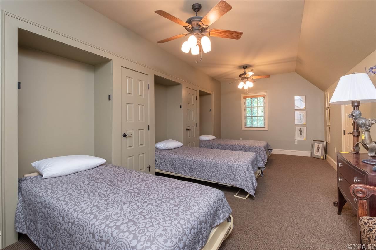 HICKORY HILLS - Residential