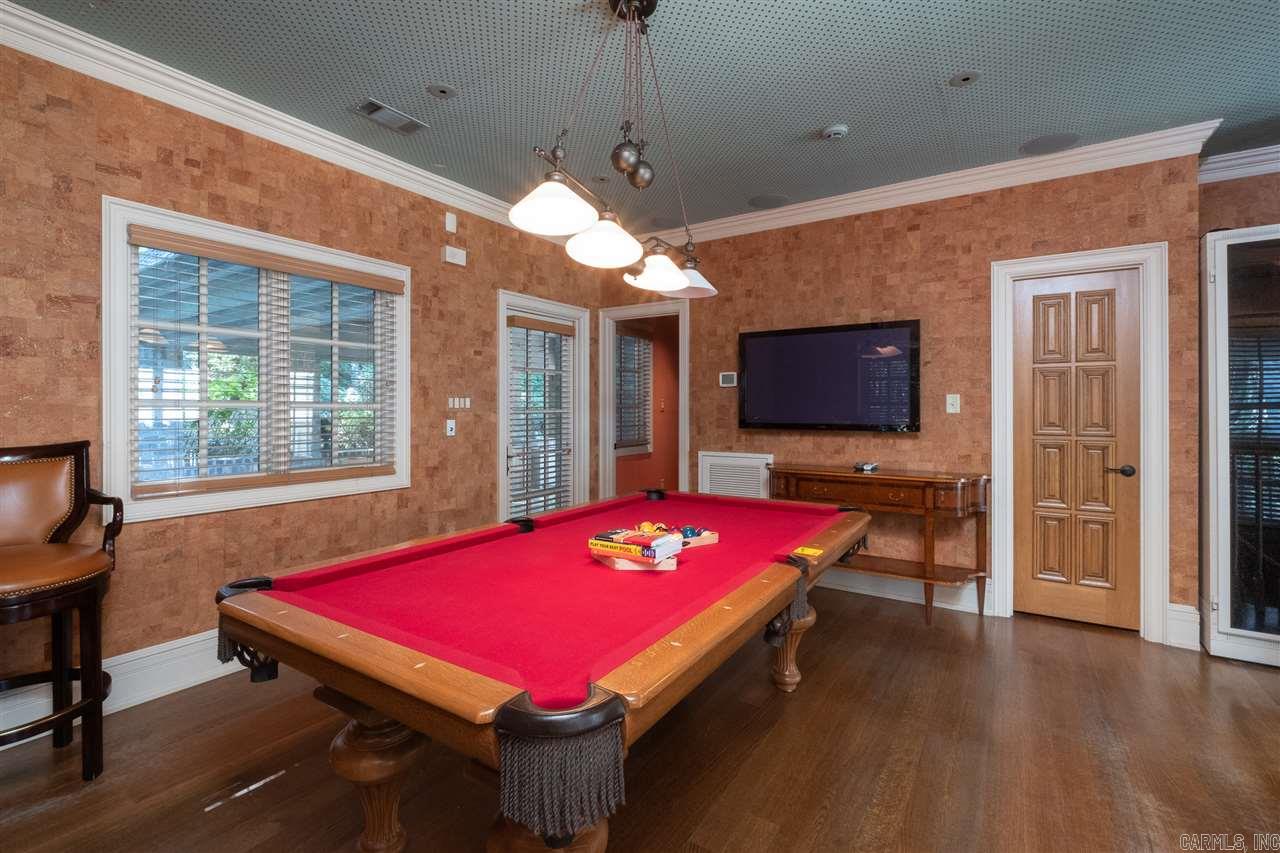 HICKORY HILLS - Residential