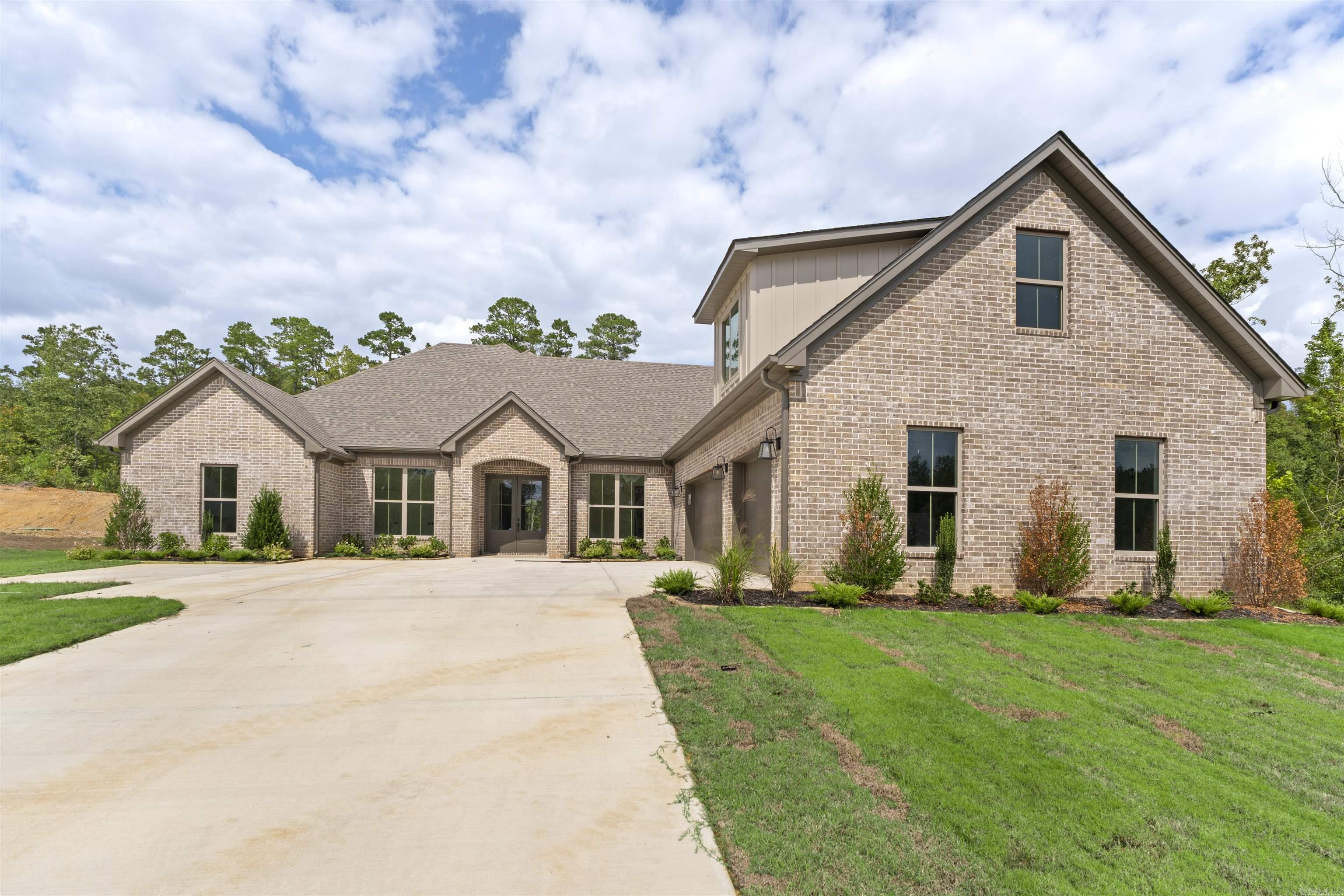 CHARLESTON PLACE SUBDIVISION - Residential