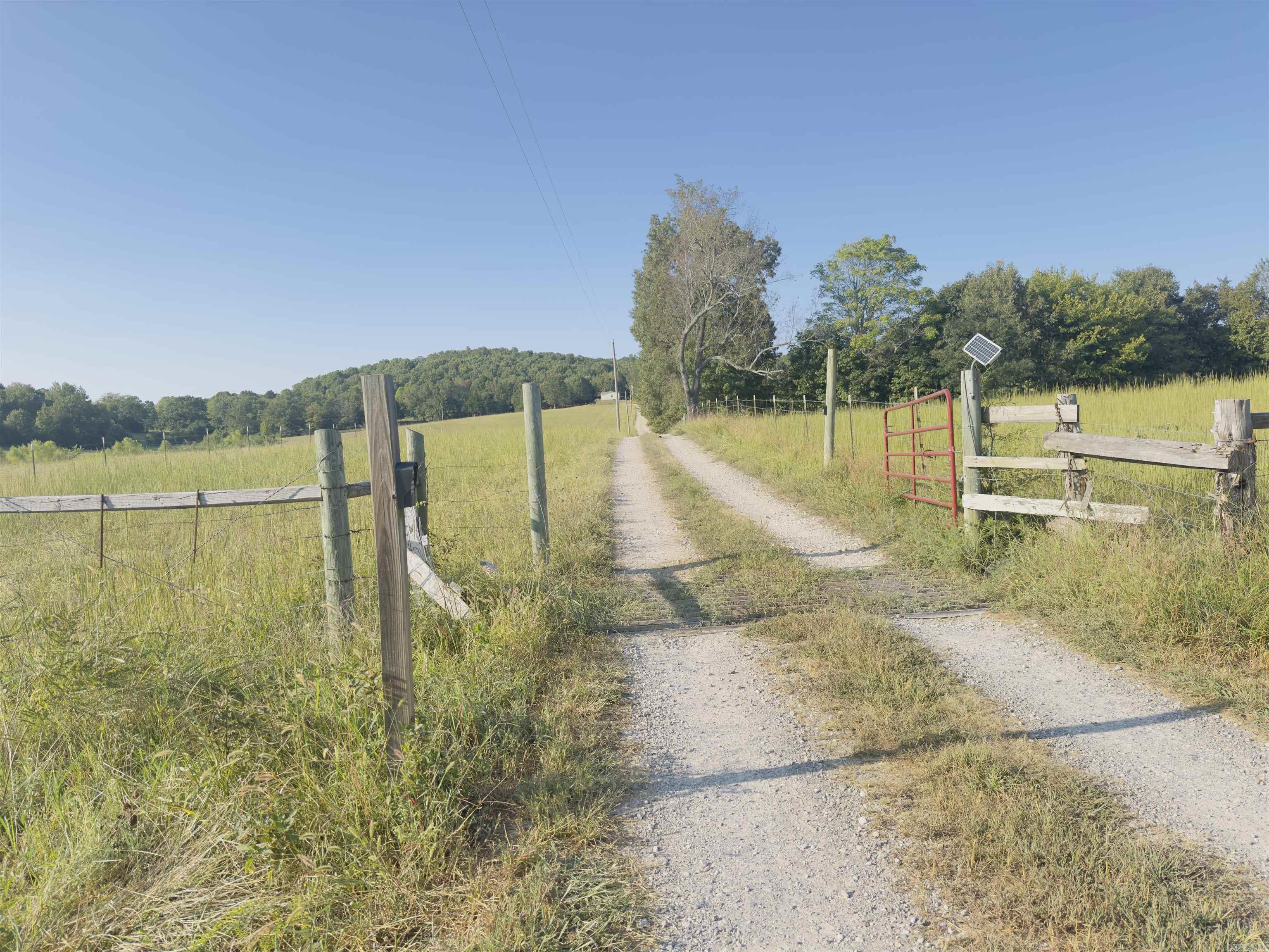 Metes & Bounds - Land