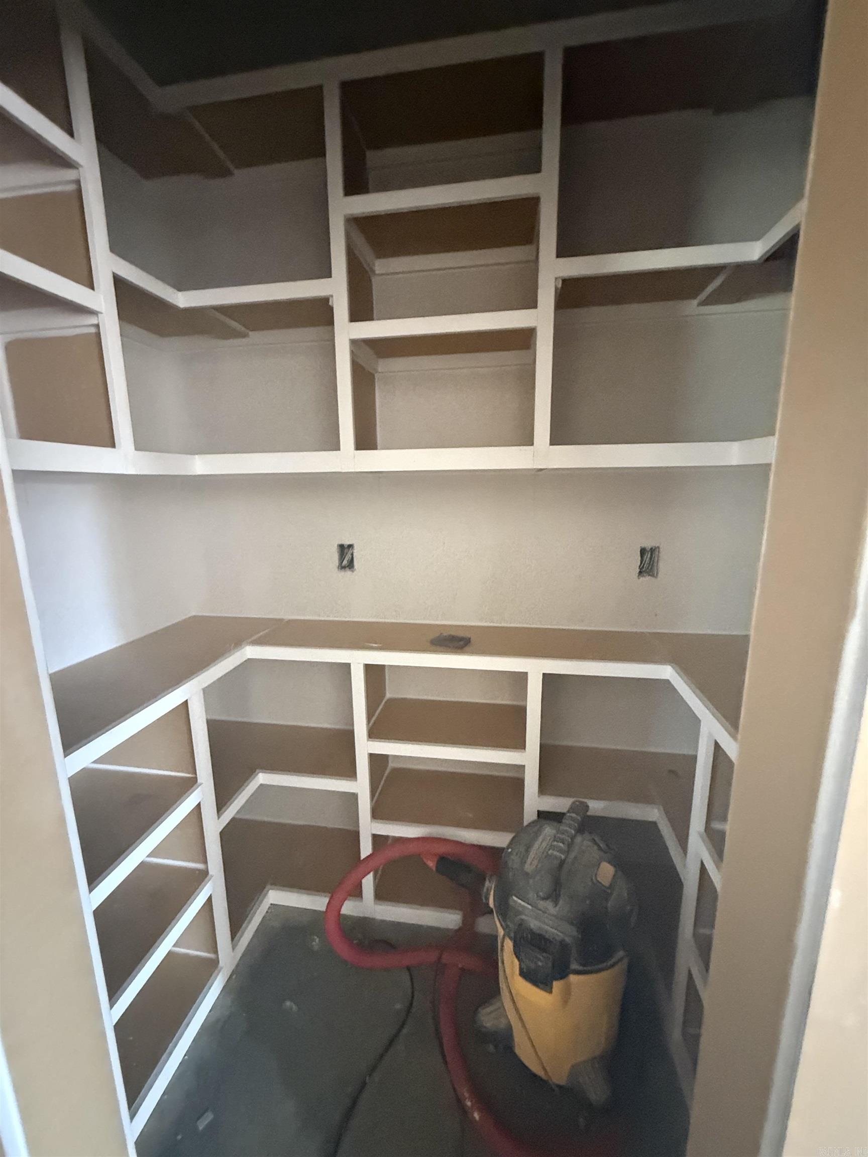 SPENCER CROSSING LLC - Residential