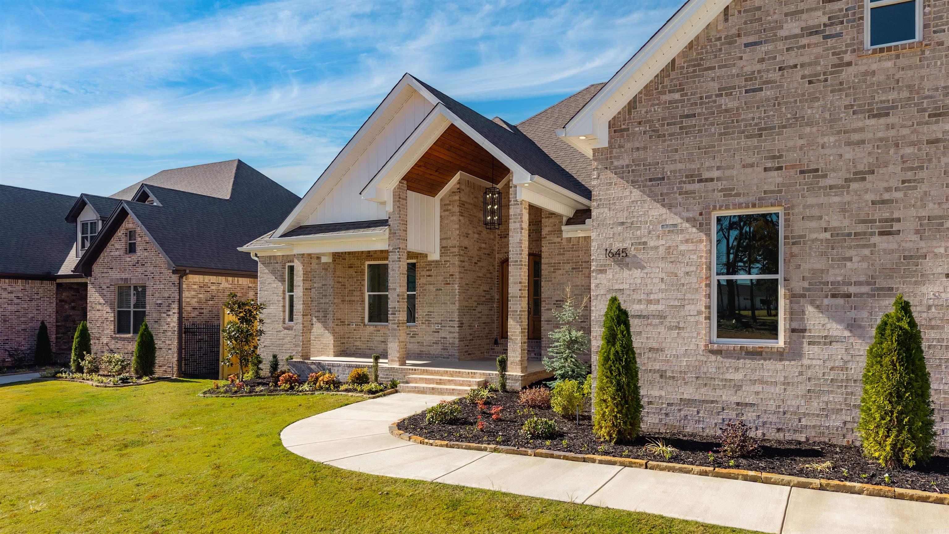 Lands End Estates - Residential