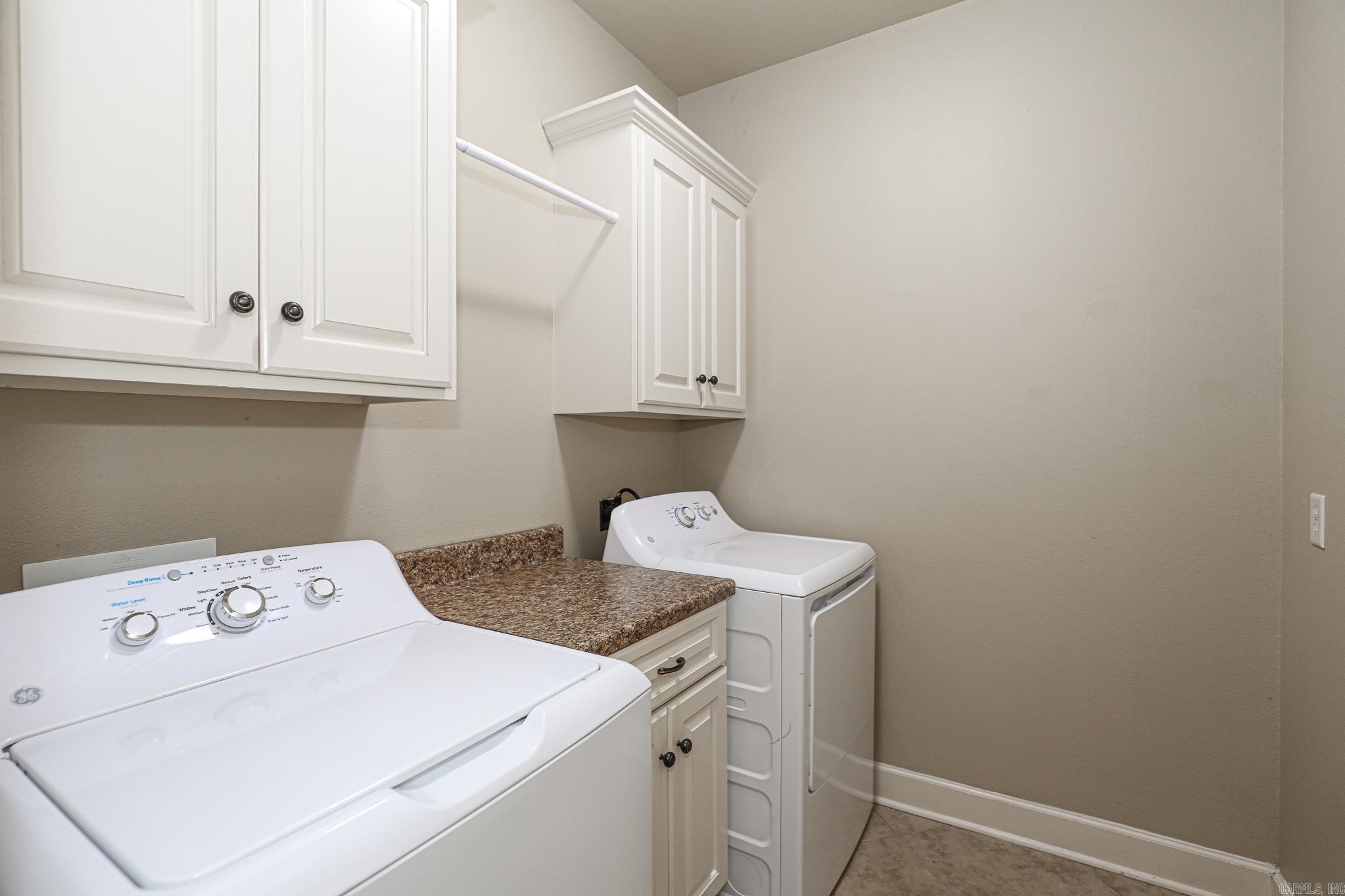 COLDWATER CREEK - Residential