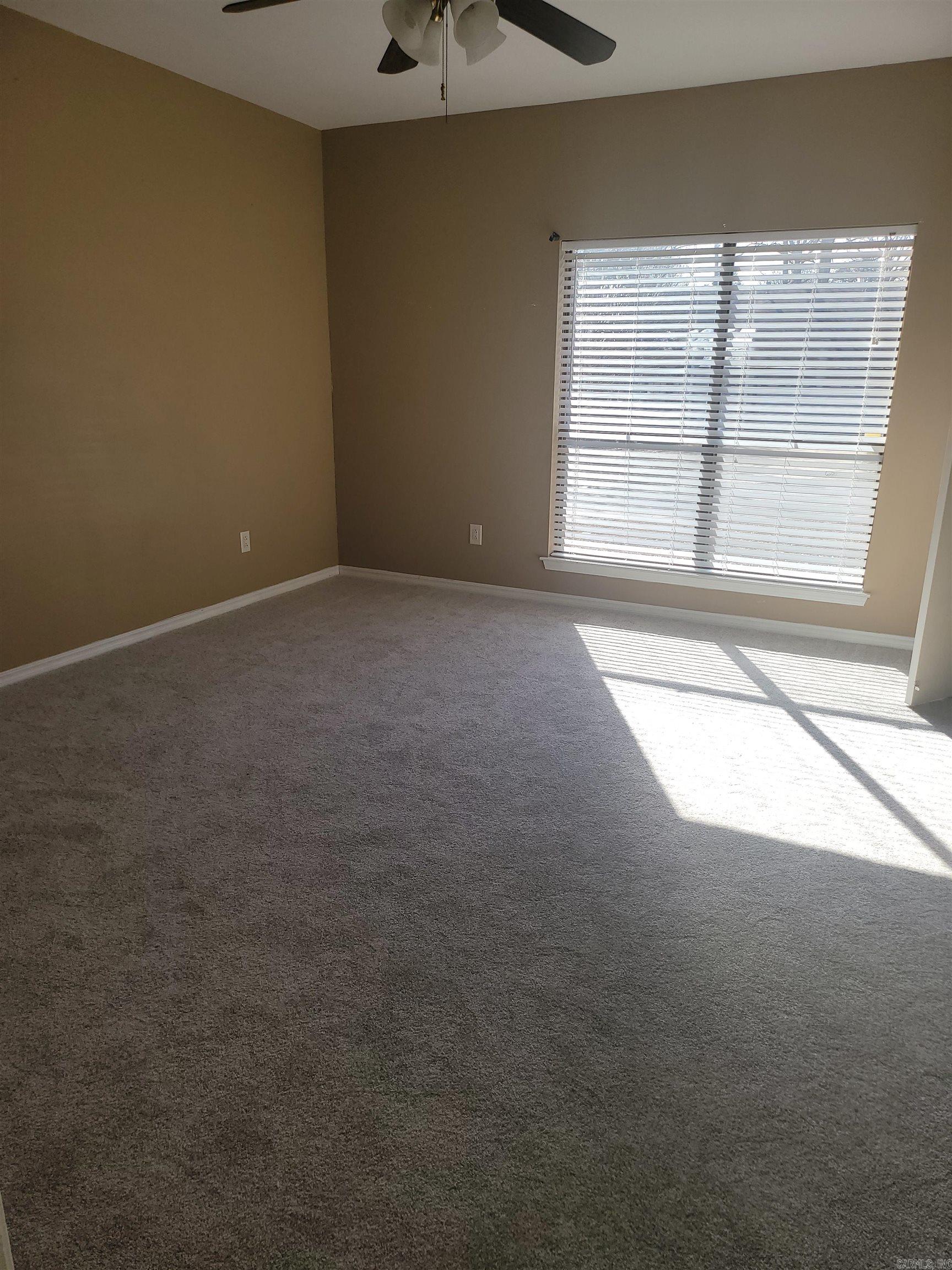 ROLLING OAKS ADDN - Residential Lease