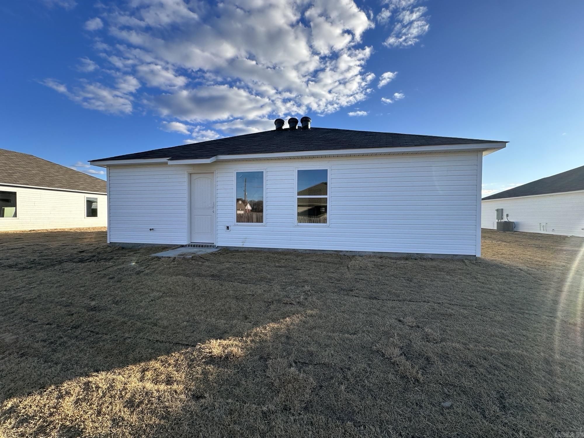 SOUTHFORK RANCH S/D PH I - Residential