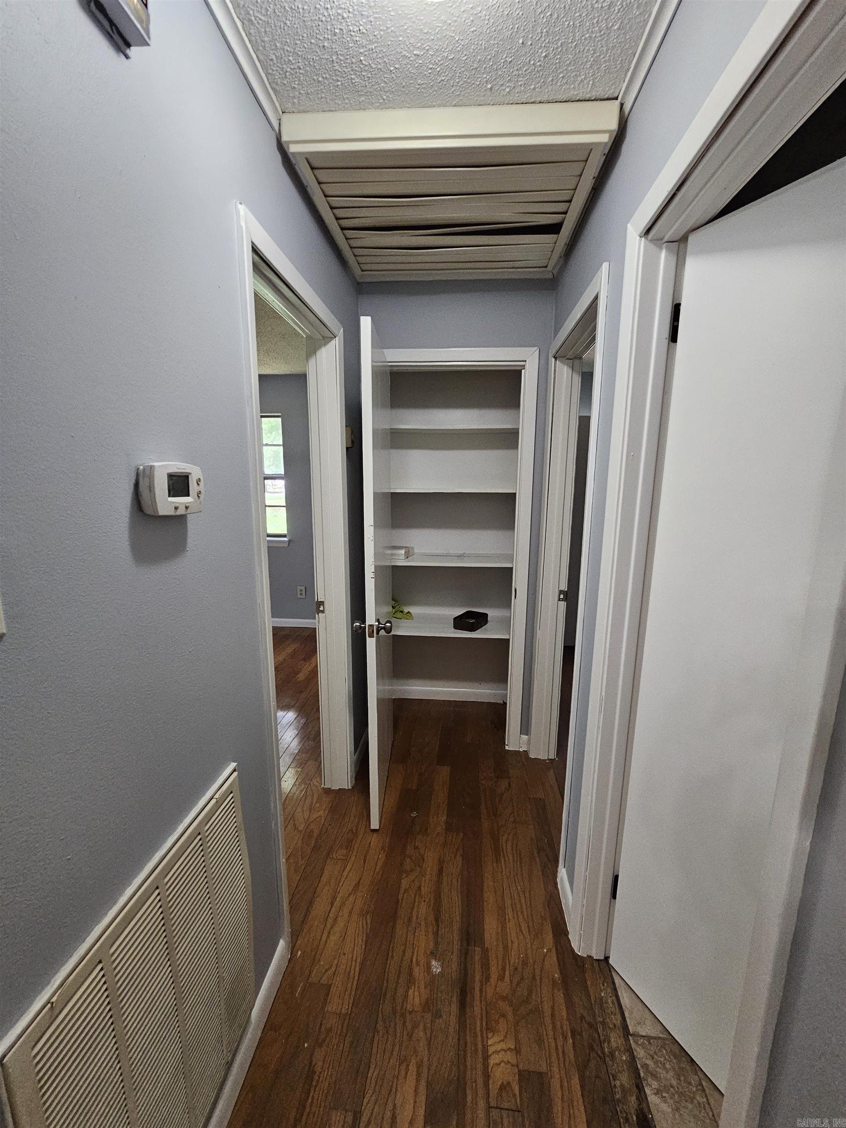 Not in Subdivision - Residential Lease