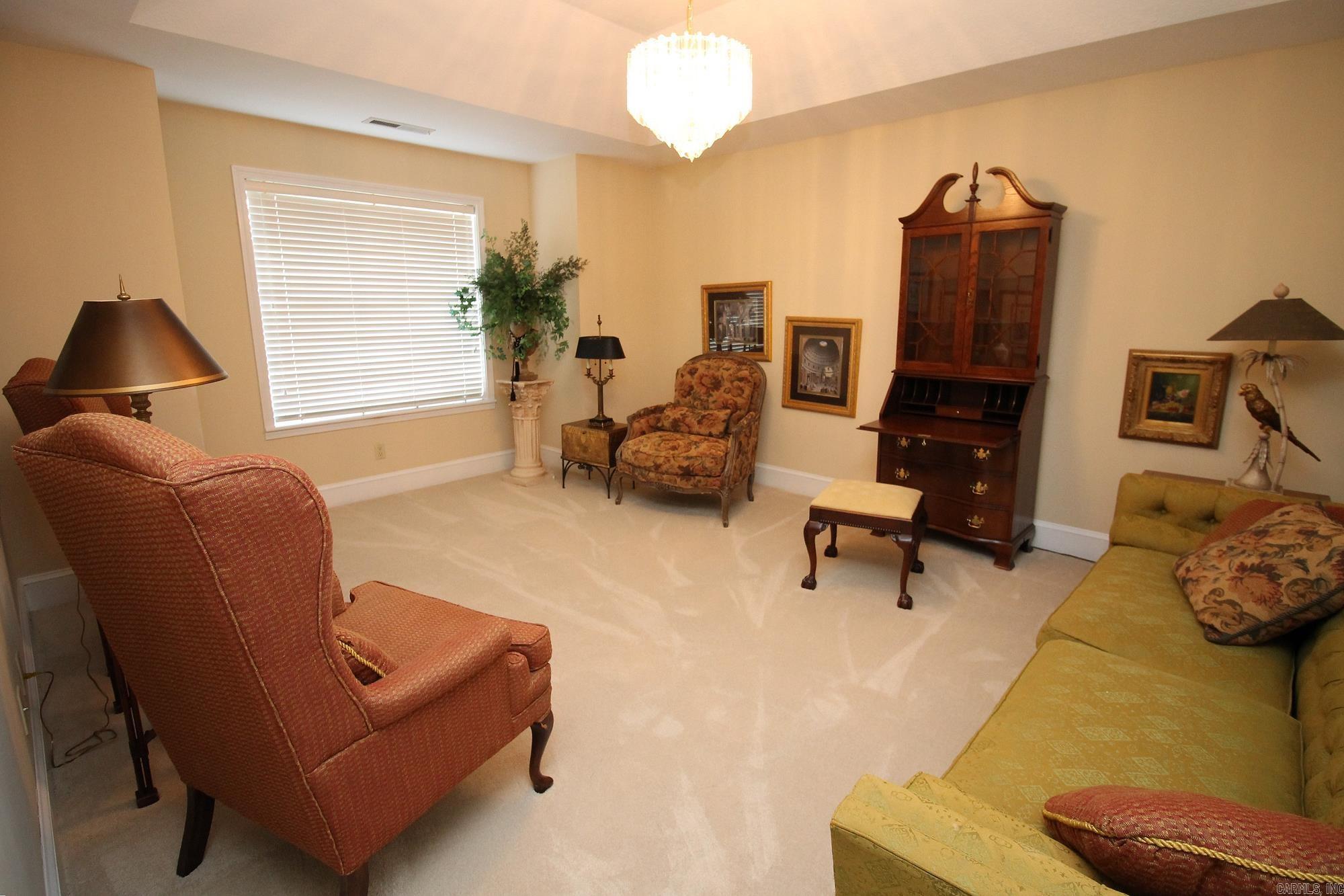 PARK RIDGE ESTATE - Residential