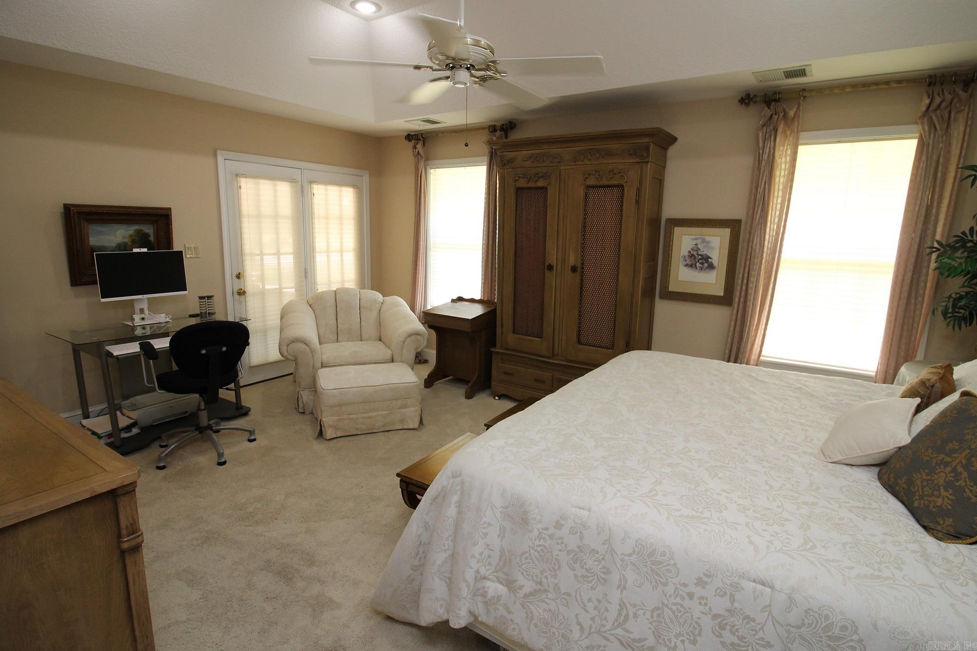 PARK RIDGE ESTATE - Residential