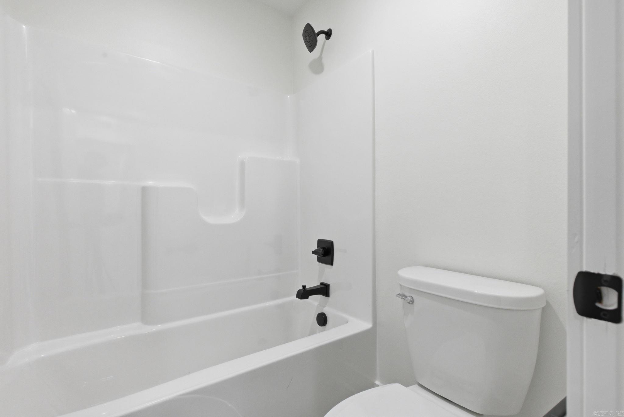 AVILLA MANOR - Residential