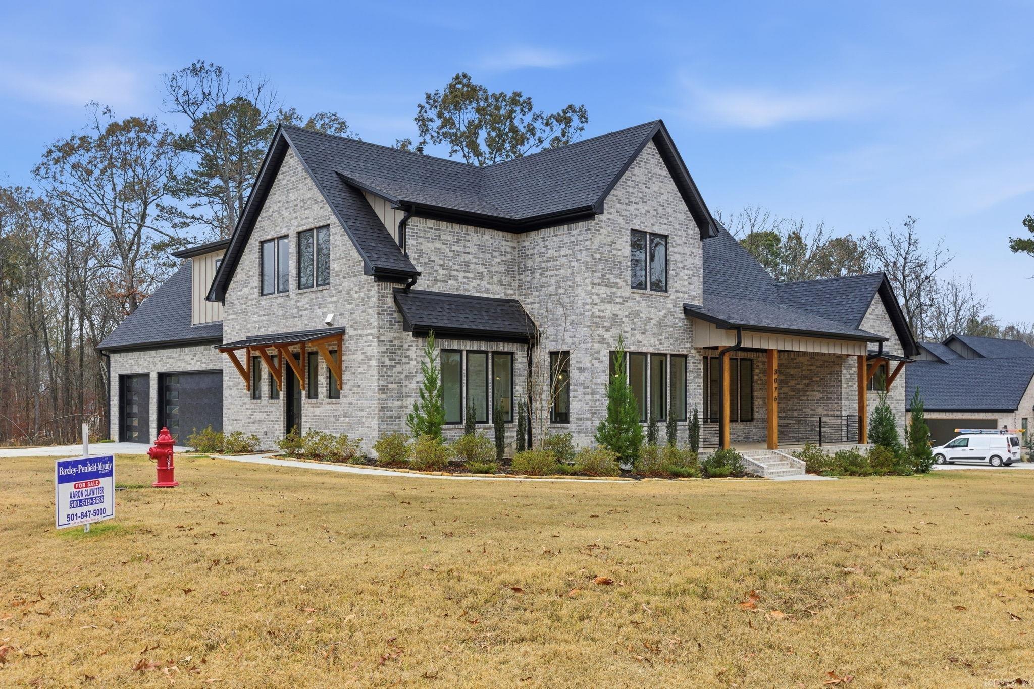 AVILLA MANOR - Residential