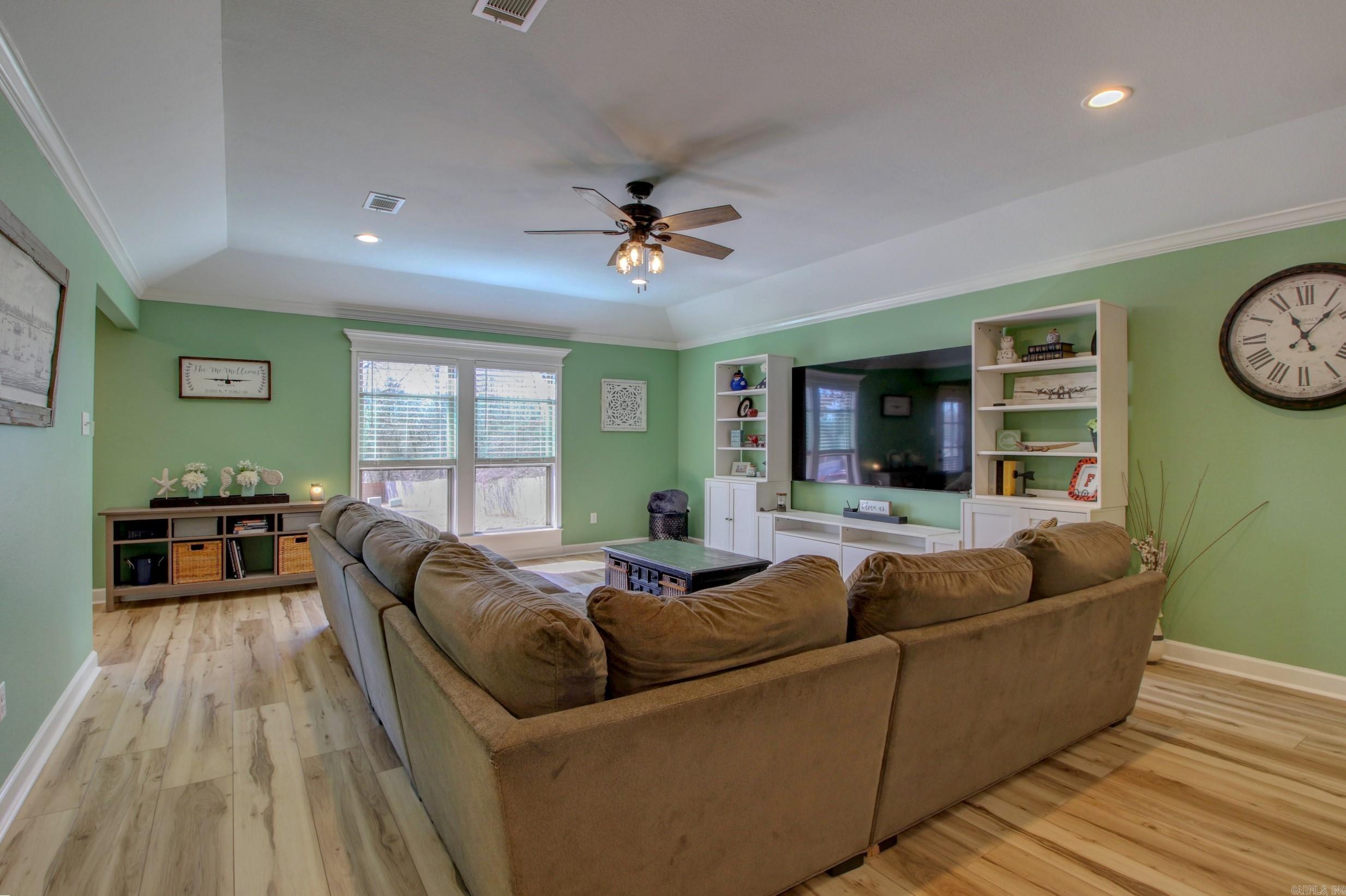 AUSTIN VILLAGE - Residential