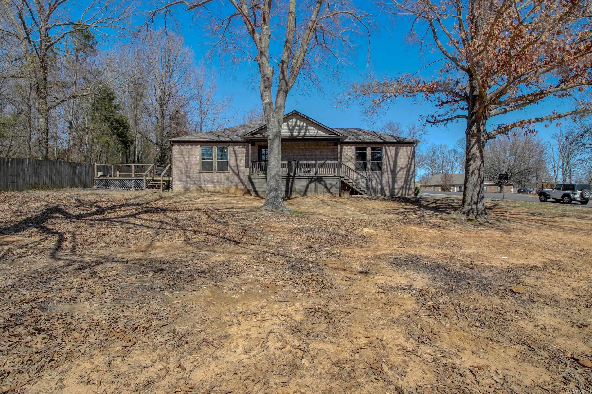 AUSTIN VILLAGE - Residential