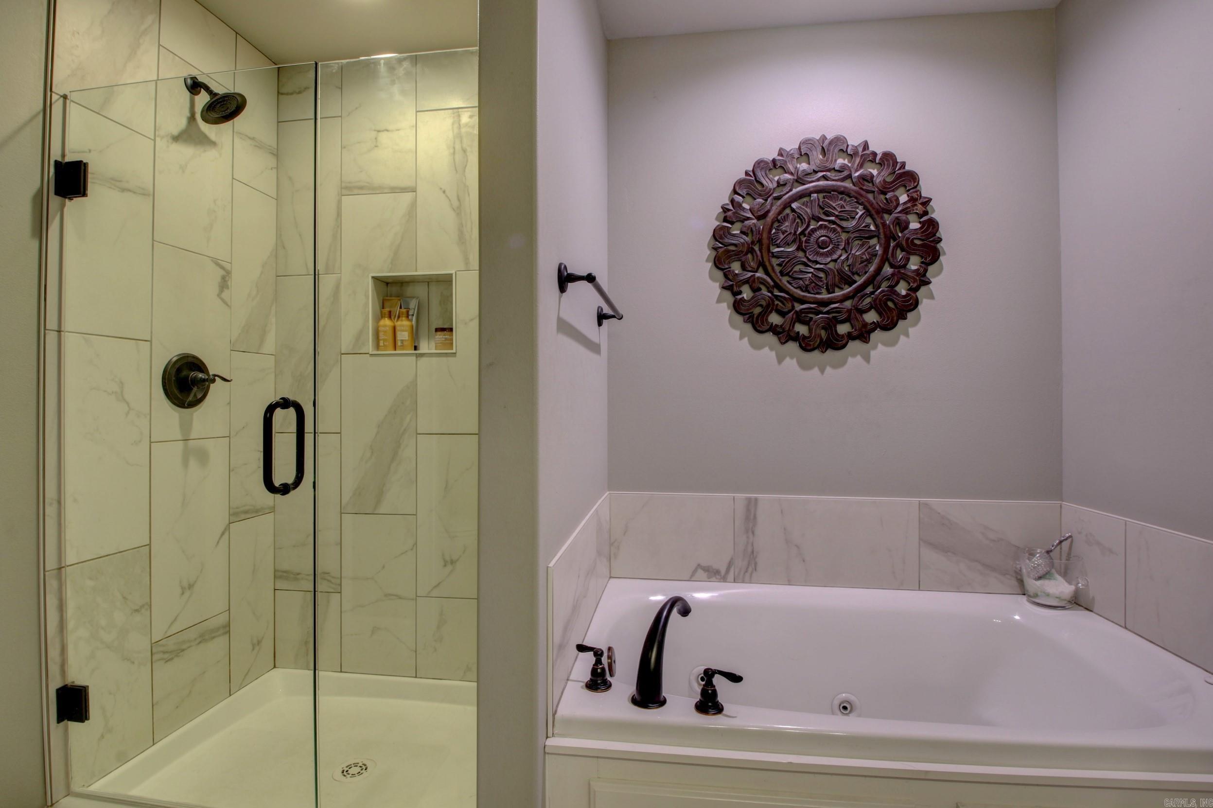 AUSTIN VILLAGE - Residential