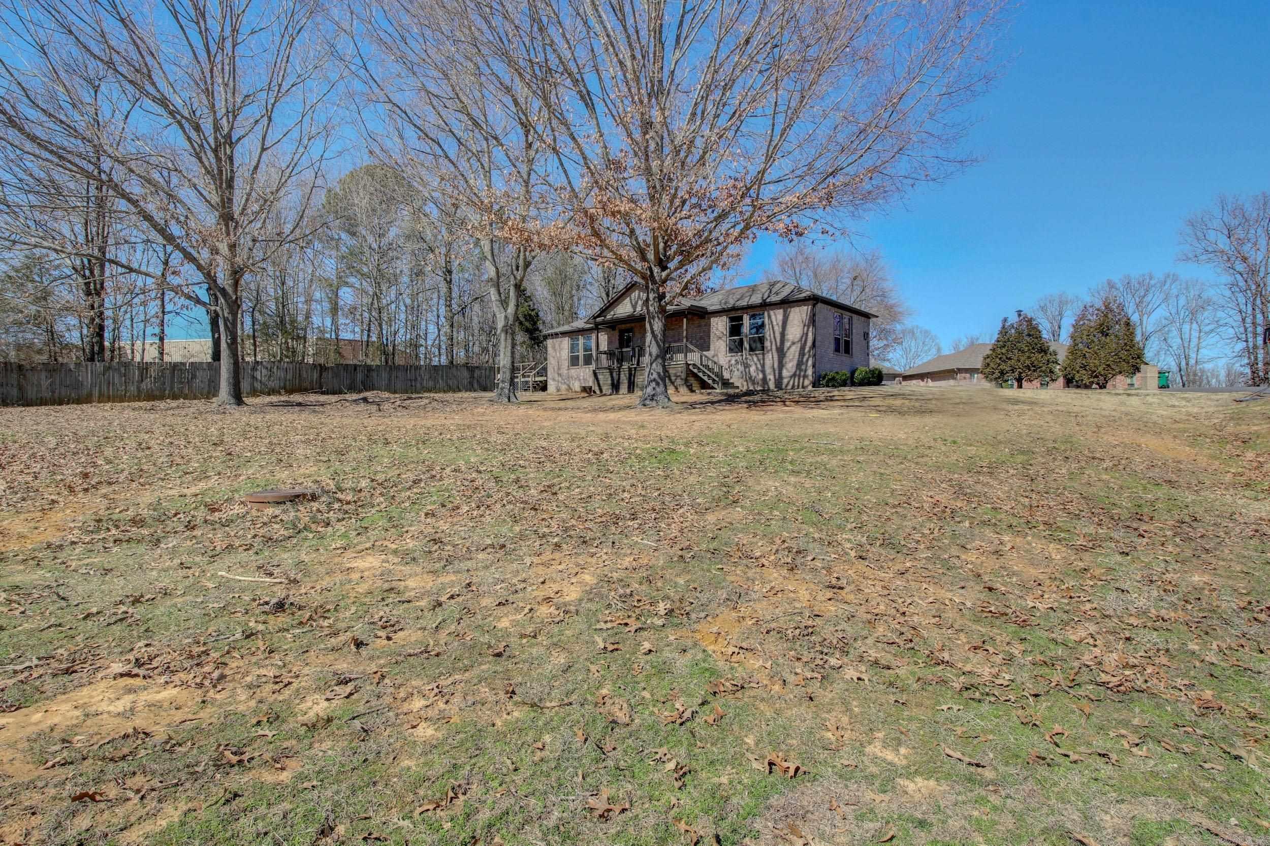 AUSTIN VILLAGE - Residential