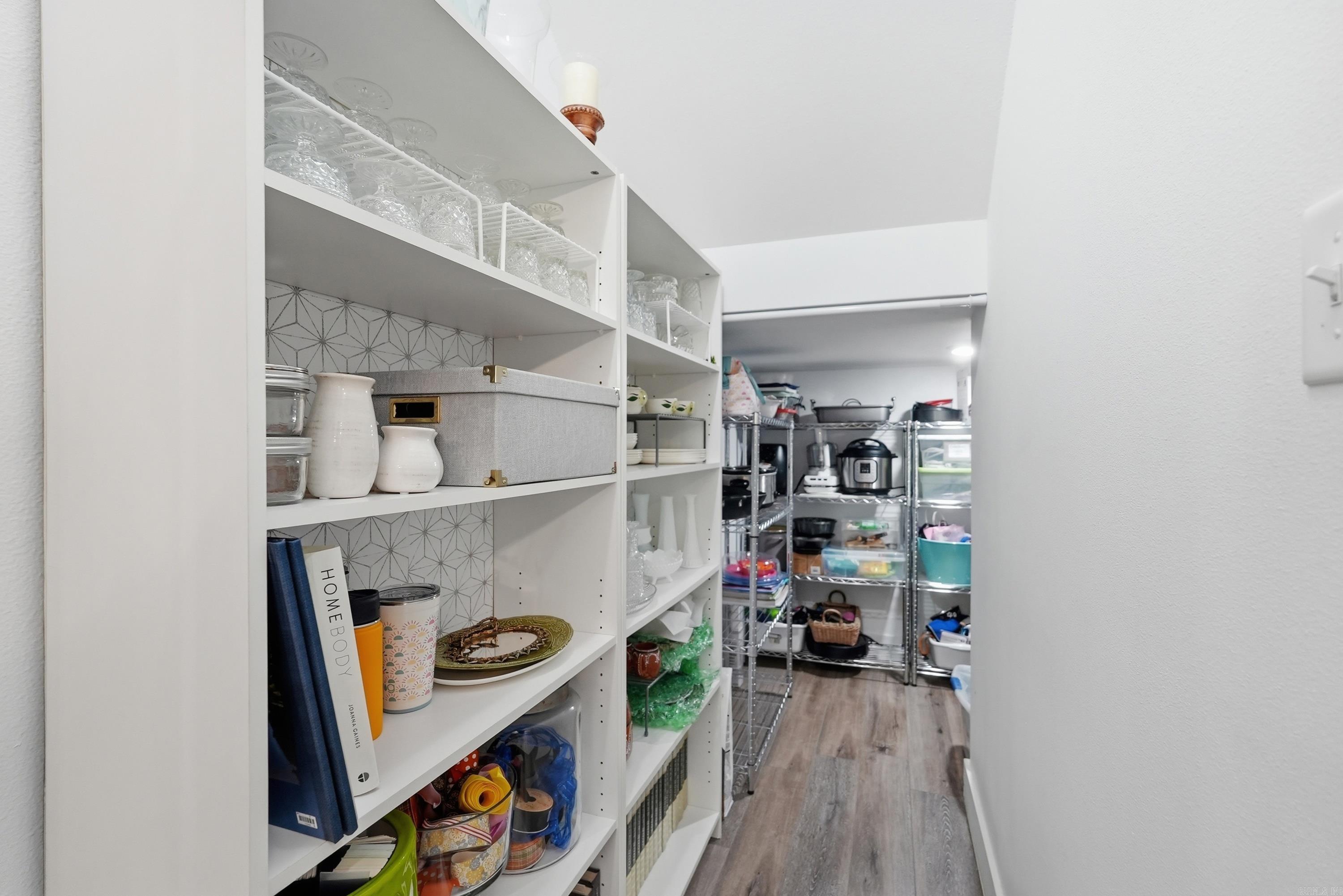 EDGEWOOD PARK - Residential