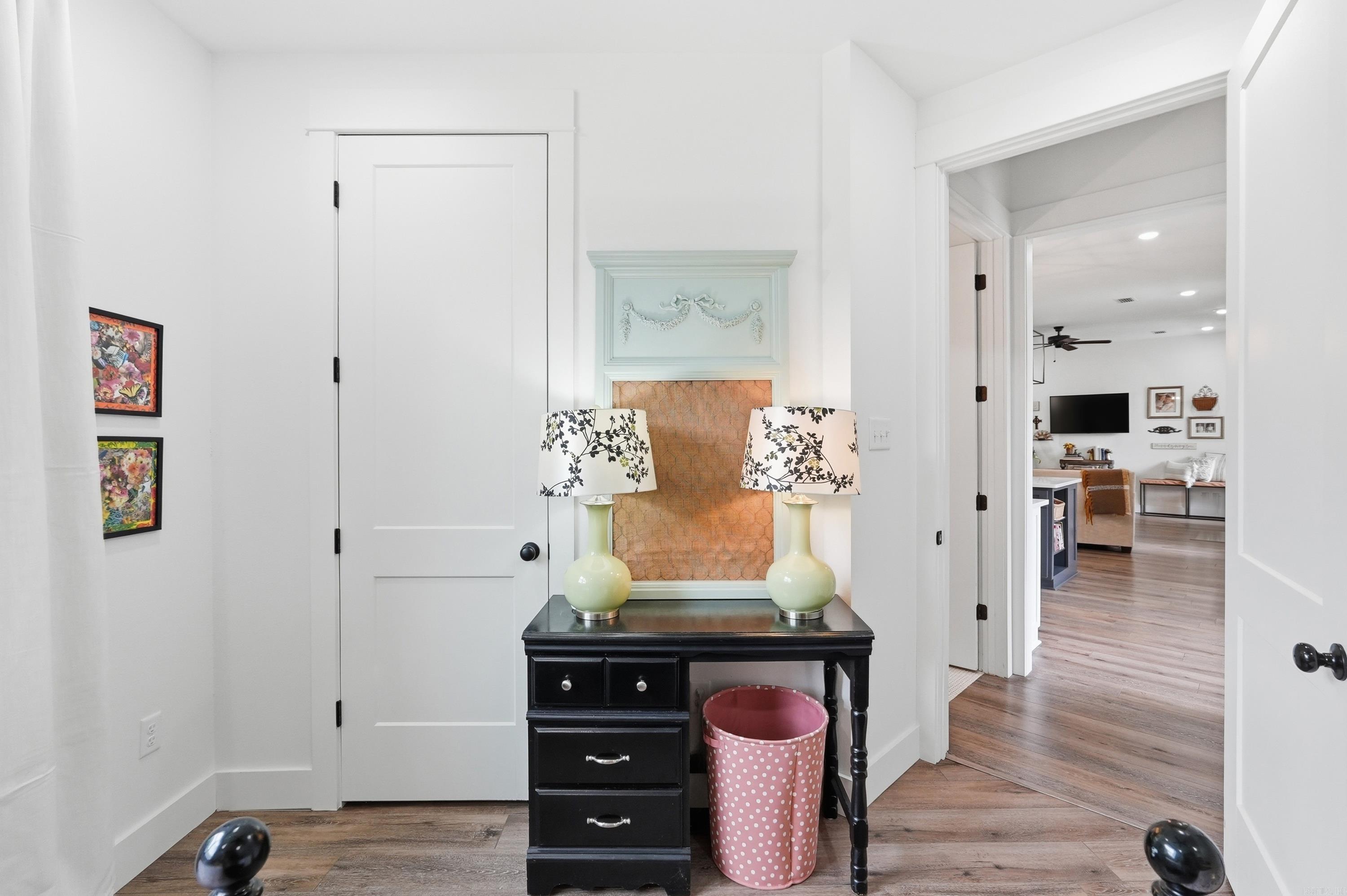 EDGEWOOD PARK - Residential