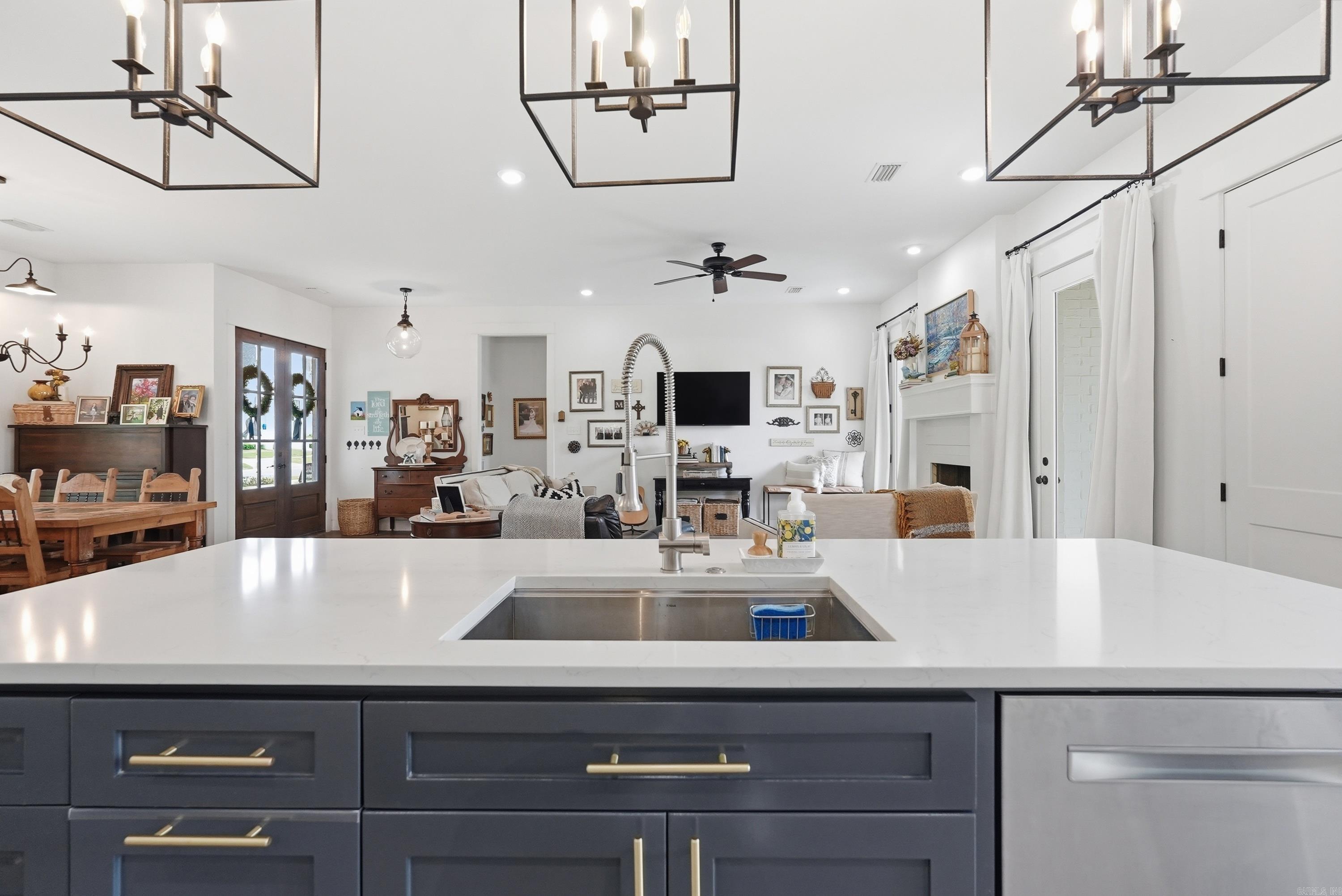 EDGEWOOD PARK - Residential