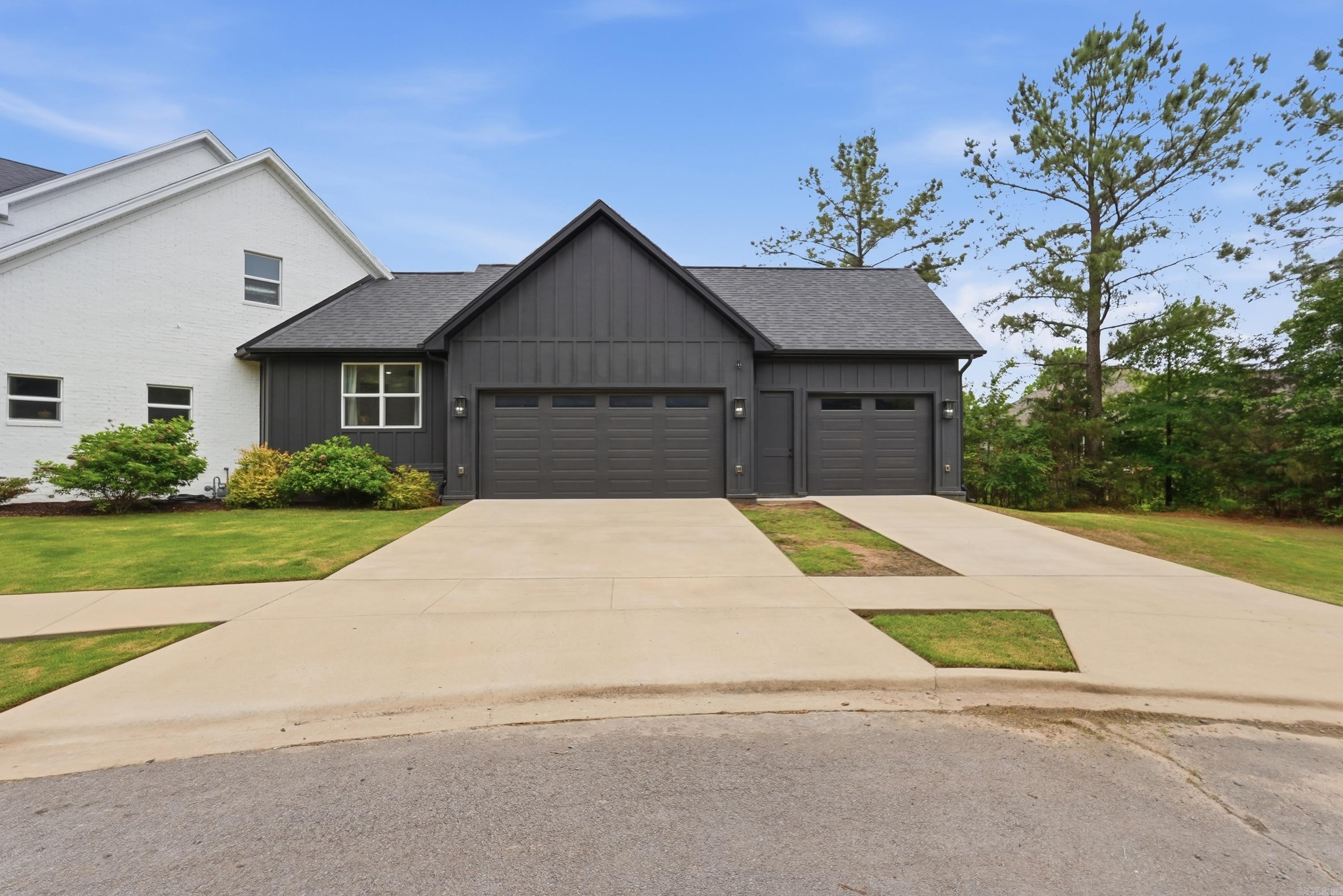 EDGEWOOD PARK - Residential