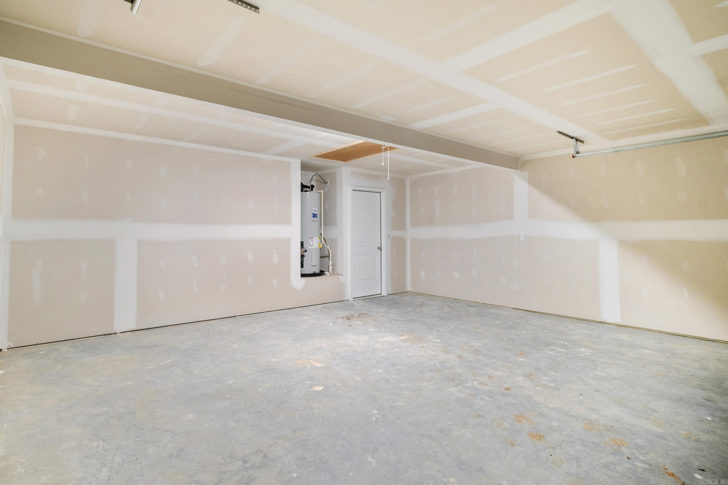 DEERFIELD ESTATES - Residential