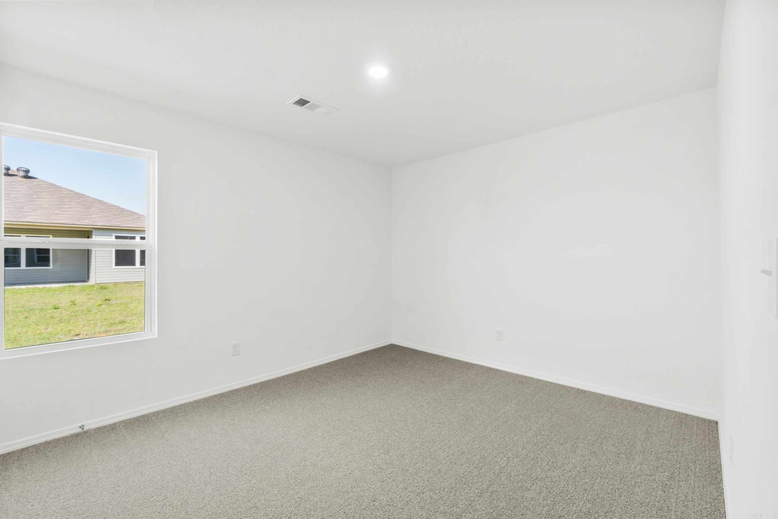 DEERFIELD ESTATES - Residential