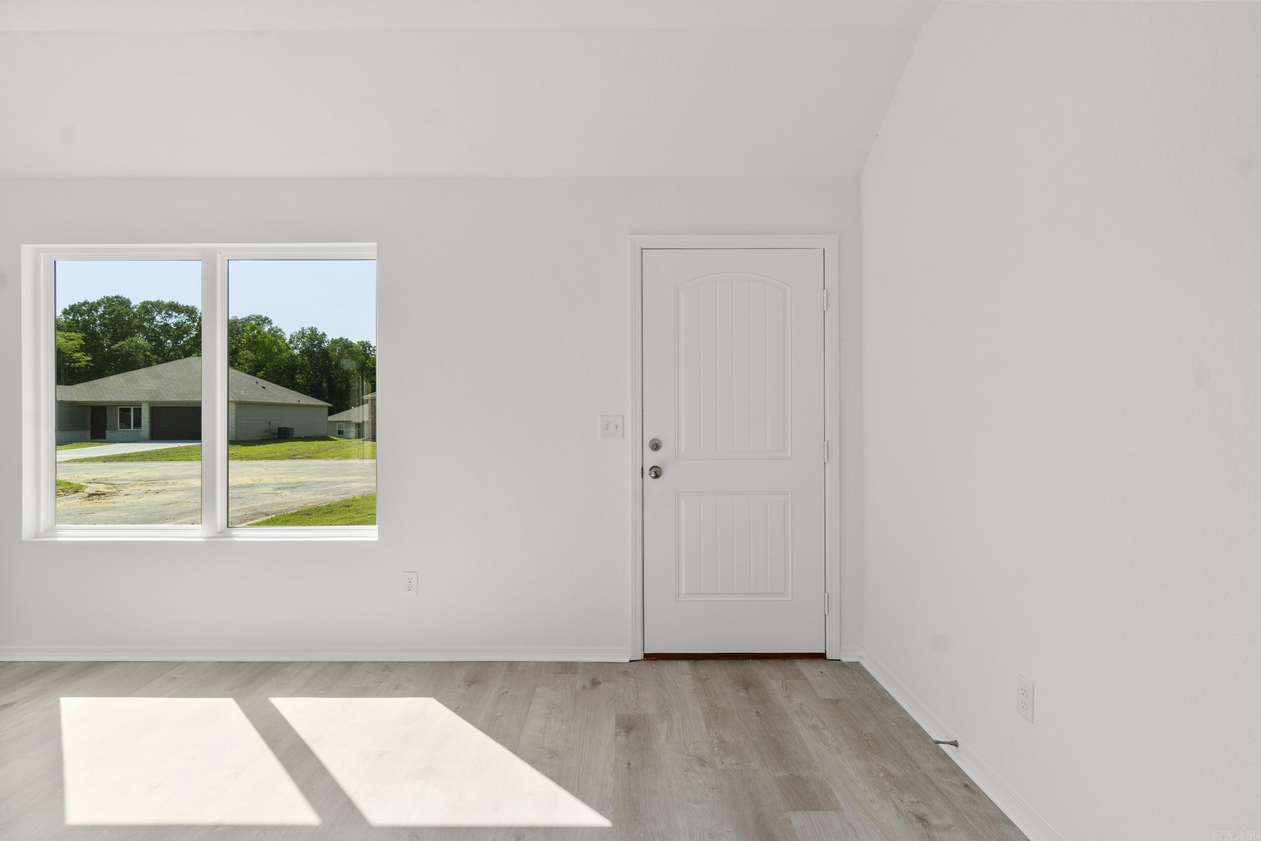 DEERFIELD ESTATES - Residential