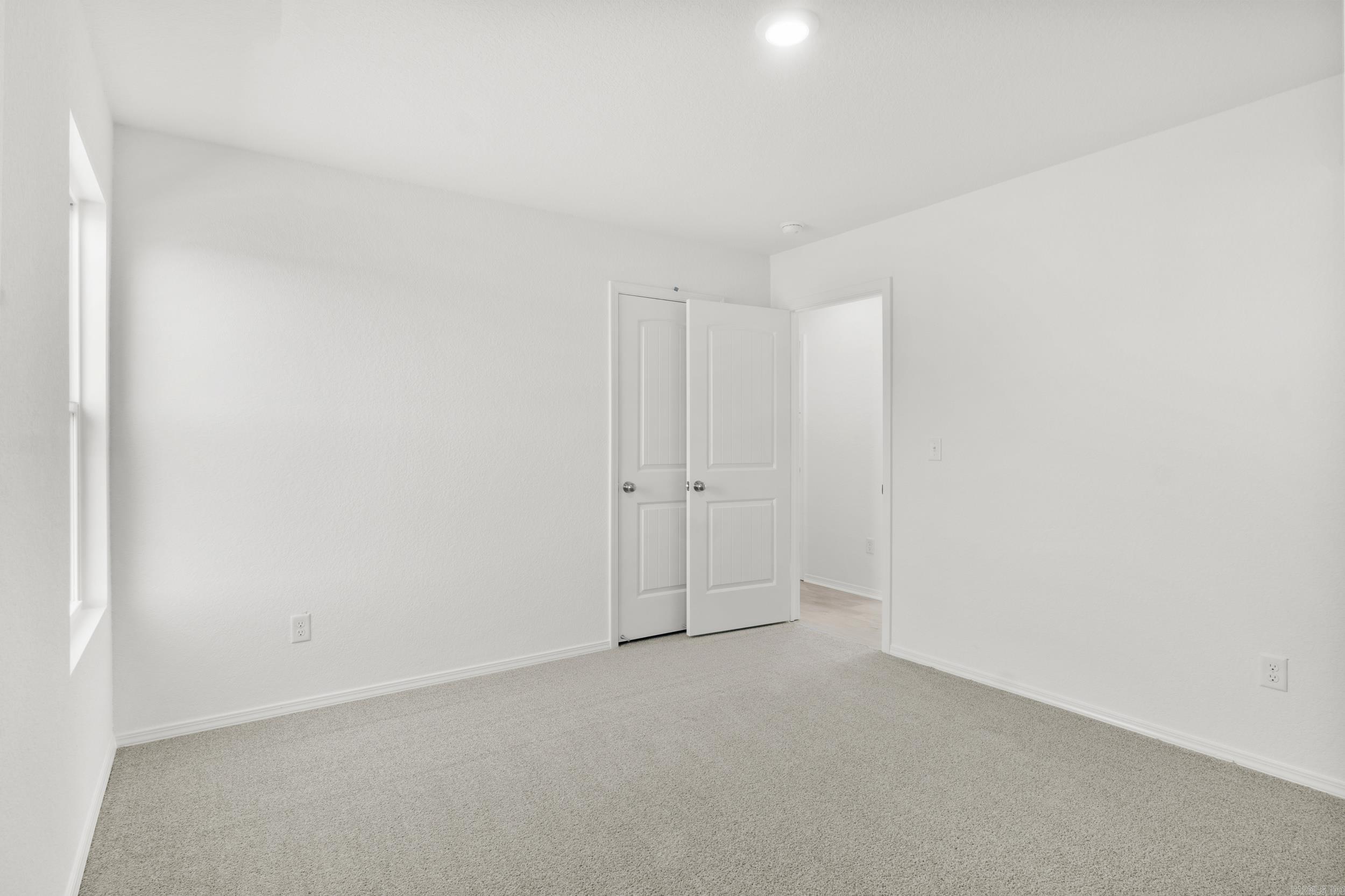 DEERFIELD ESTATES - Residential