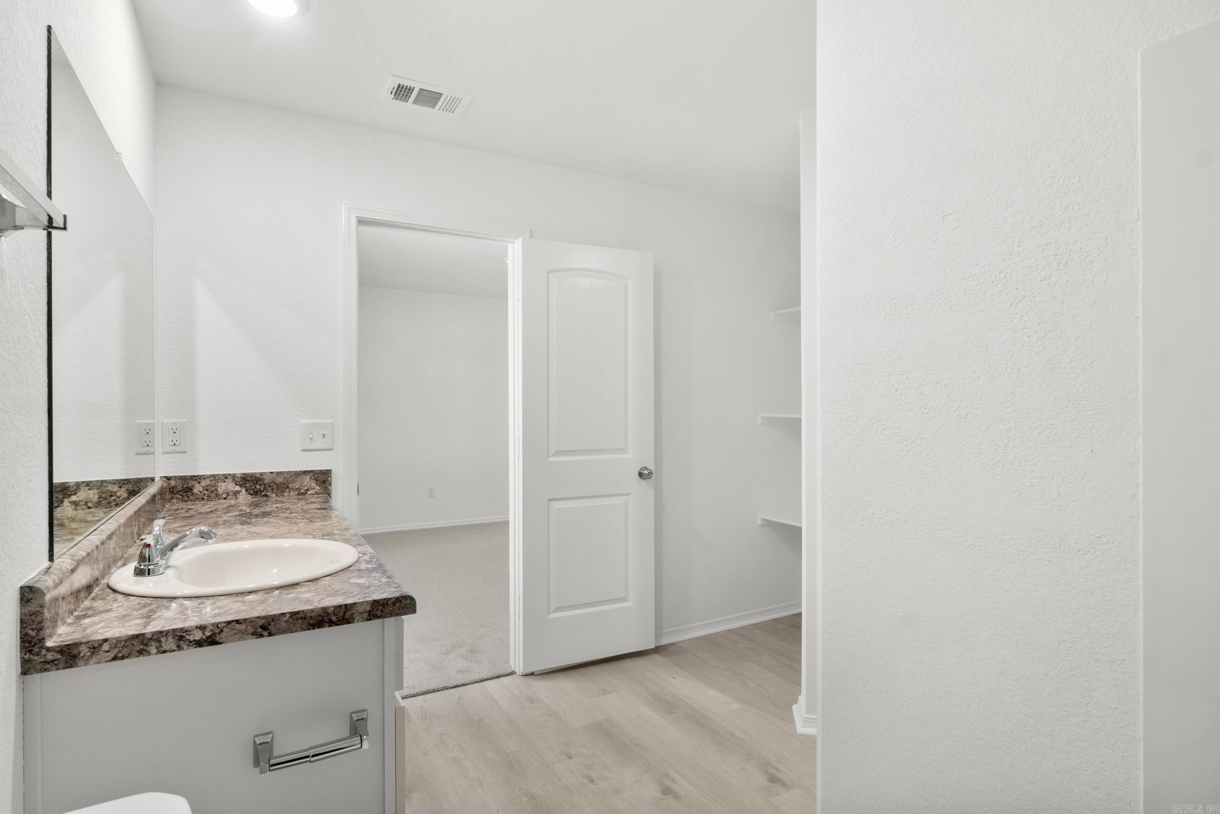 DEERFIELD ESTATES - Residential