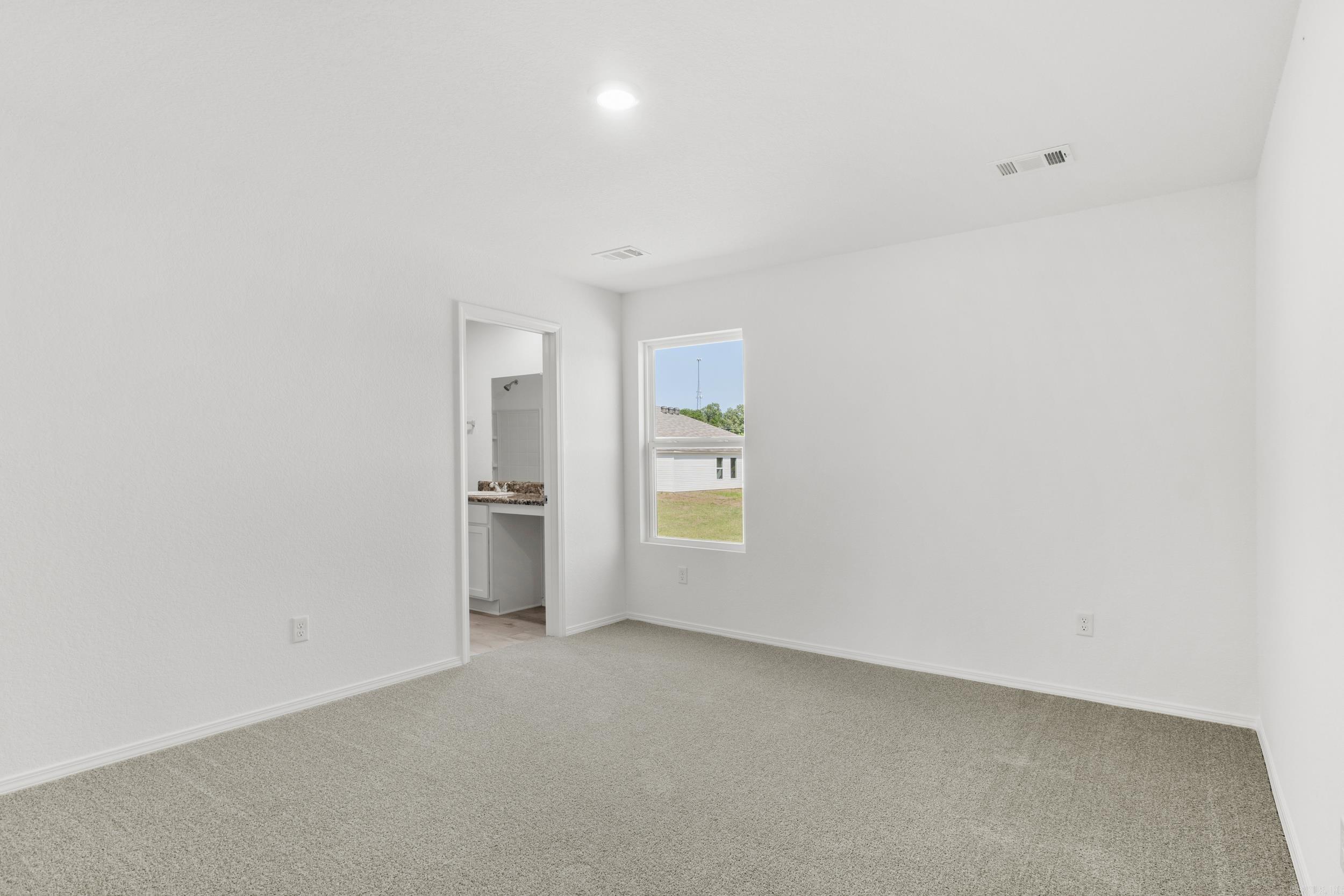 DEERFIELD ESTATES - Residential