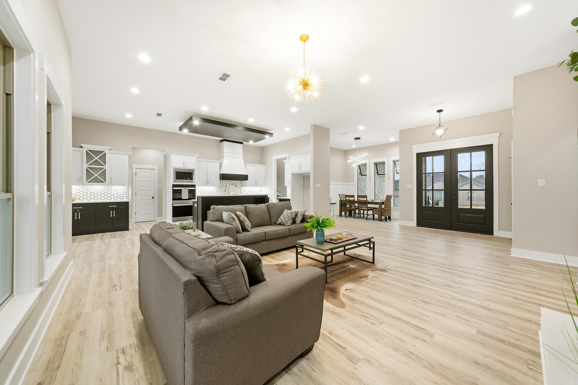 GREYSTONE - Residential