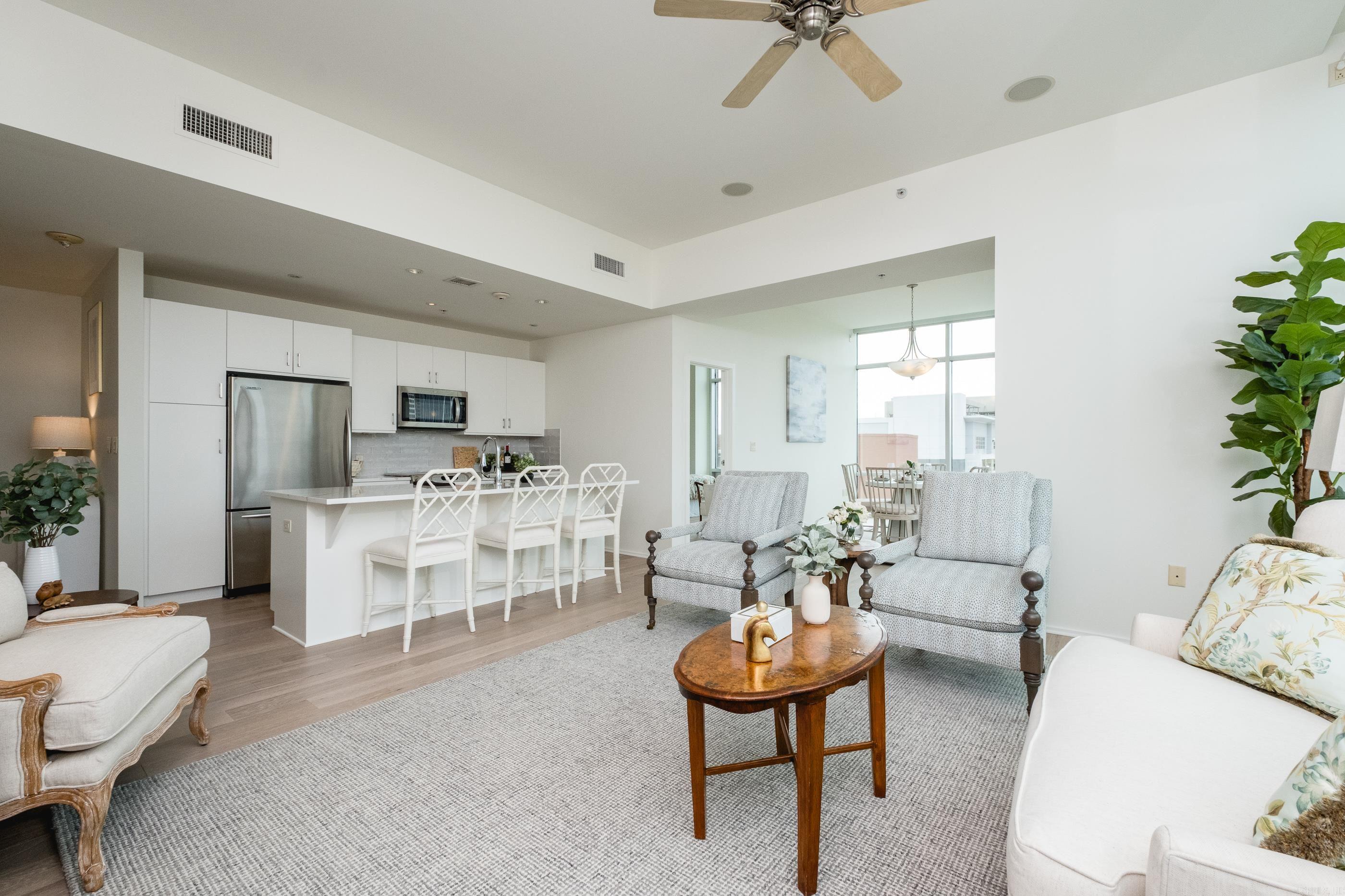 300 THIRD HPR - Residential