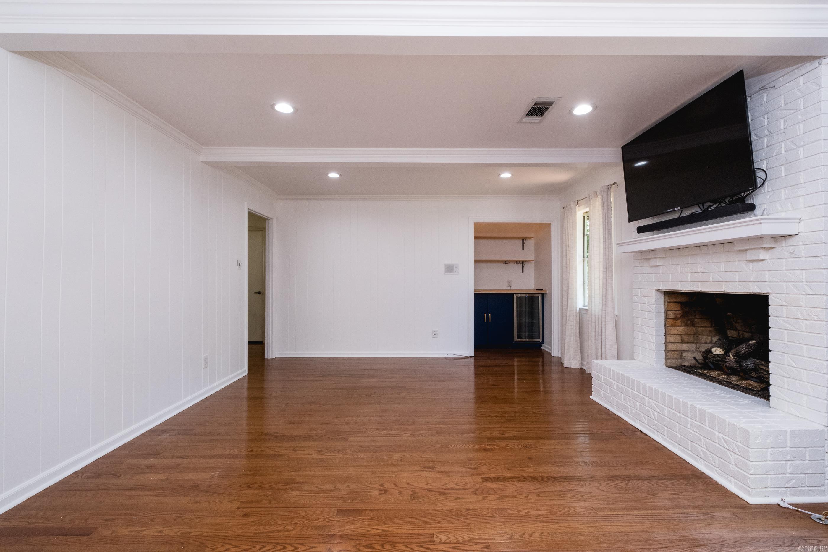 Leawood Manor 1st - Residential