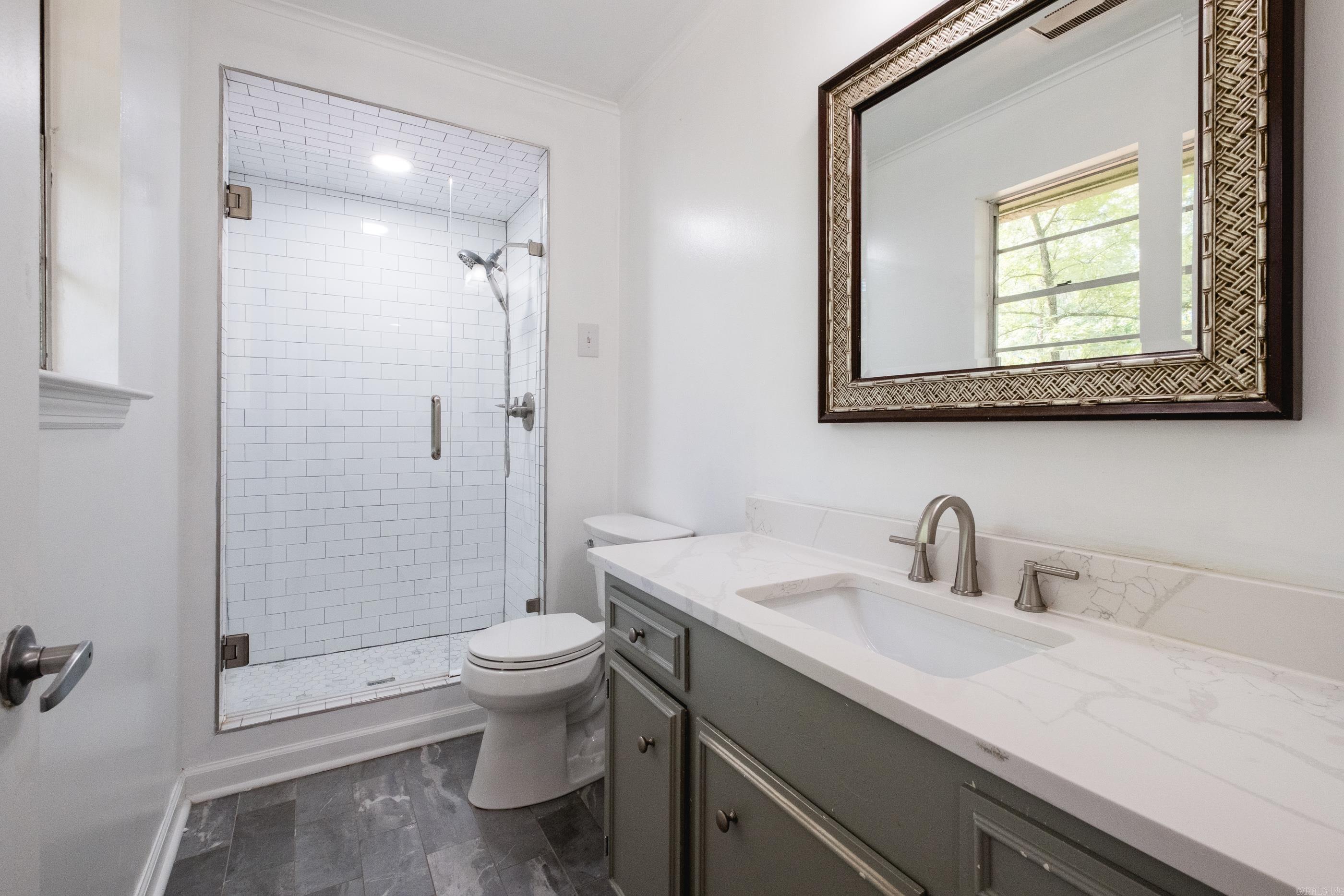 Leawood Manor 1st - Residential