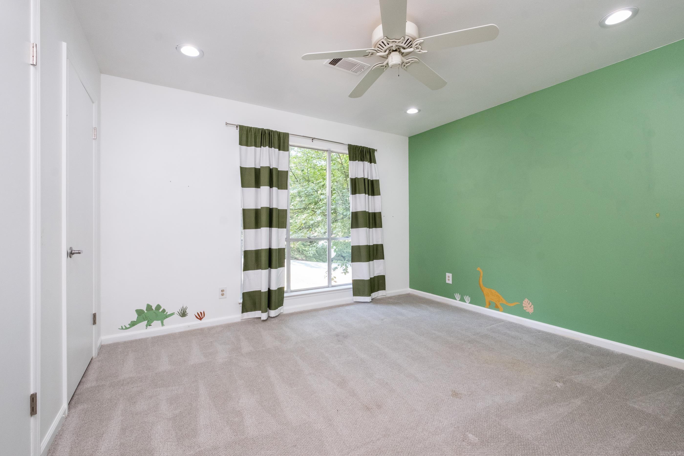 Leawood Manor 1st - Residential