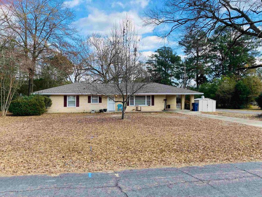 This 3 bedroom, 1 bath brick home is waiting on a family. The fenced in backyard includes two storage buildings and a large tree for plenty of shade for the family dog. The kitchen is large enough for an island so entertaining will be easy. This home sits right in the heart of Camden, close to restaurants and shopping. With a den and family room, there is plenty of room for a growing family.