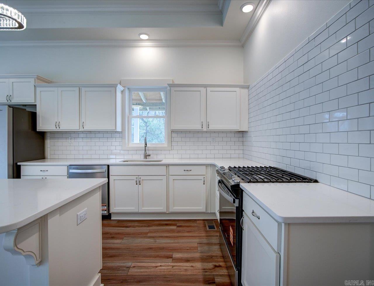 WEST END HIGHLAND - Residential